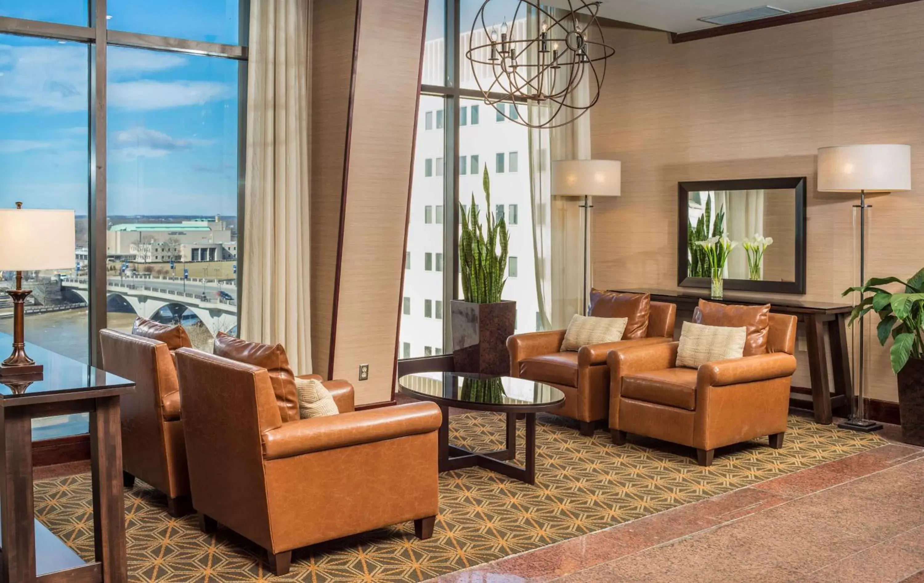 Lobby or reception, Seating Area in DoubleTree Suites by Hilton Hotel Columbus Downtown