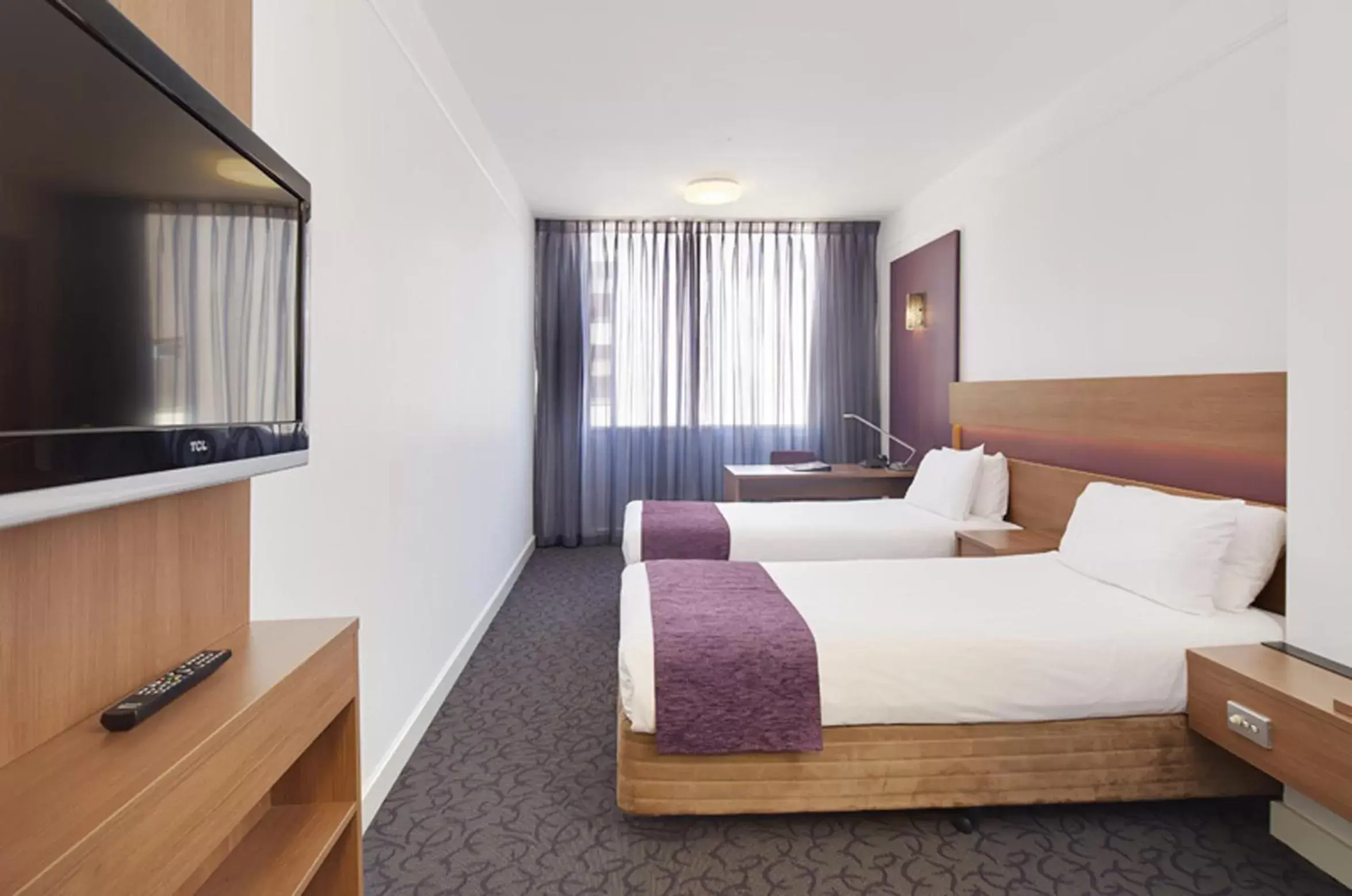 Photo of the whole room, Bed in Quality Hotel Ambassador Perth