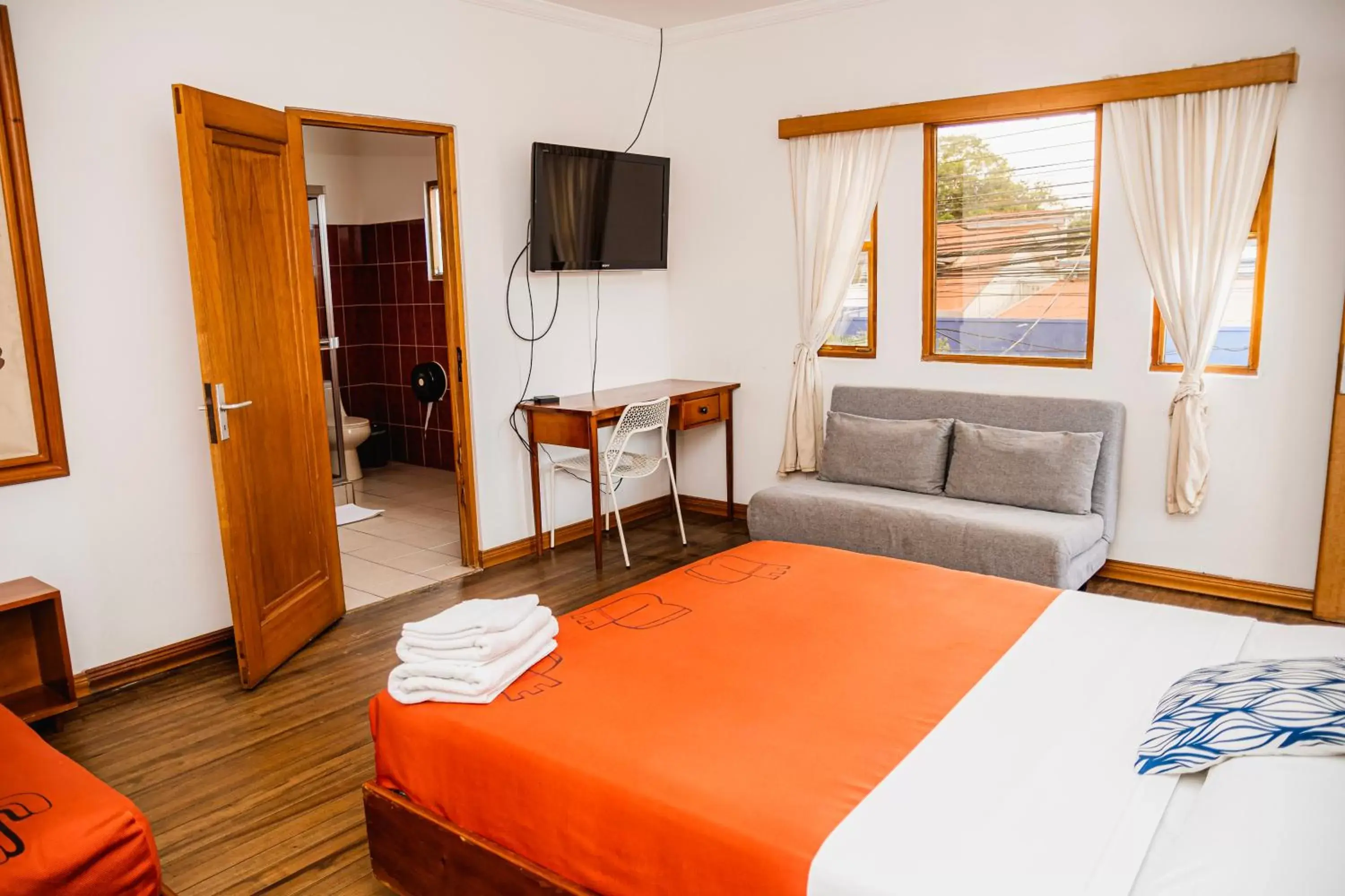 Bedroom, Bed in Luz de Luna Boutique Hotel Barrío Escalante