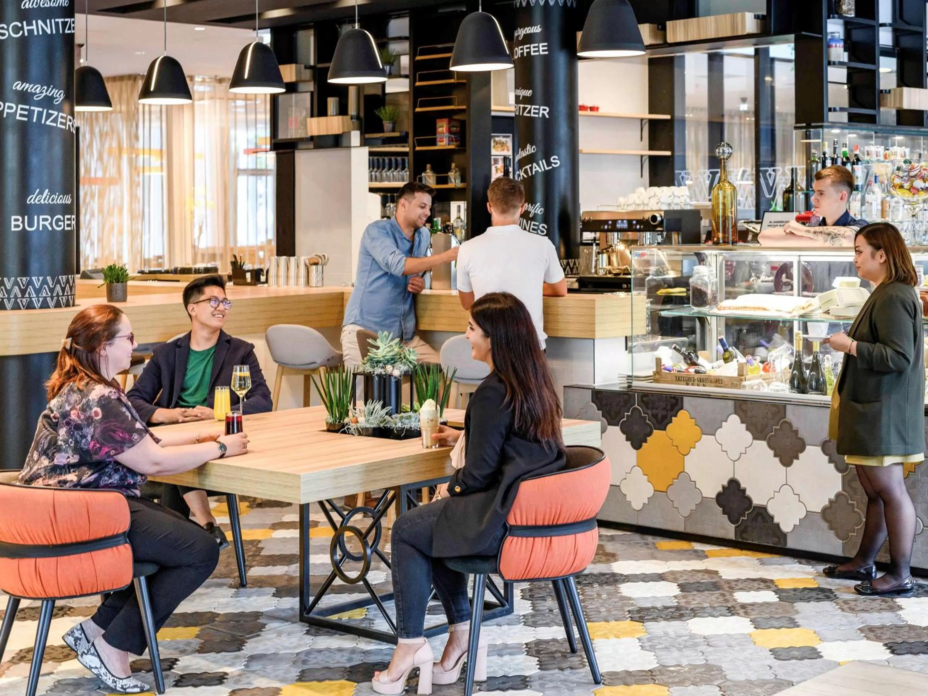 Restaurant/places to eat in Novotel Wien Hauptbahnhof