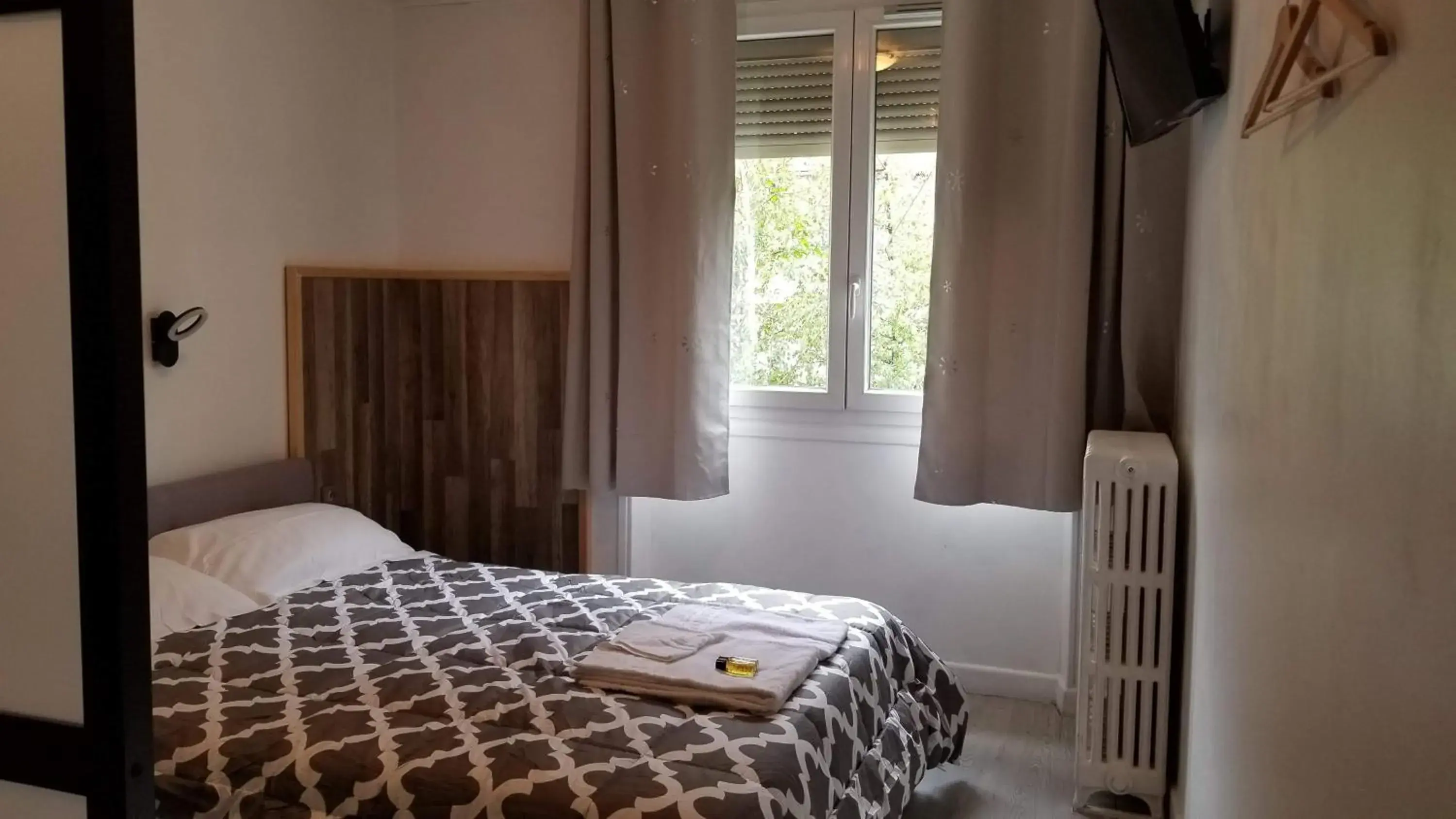 Standard Double Room - single occupancy in hotel de la gare