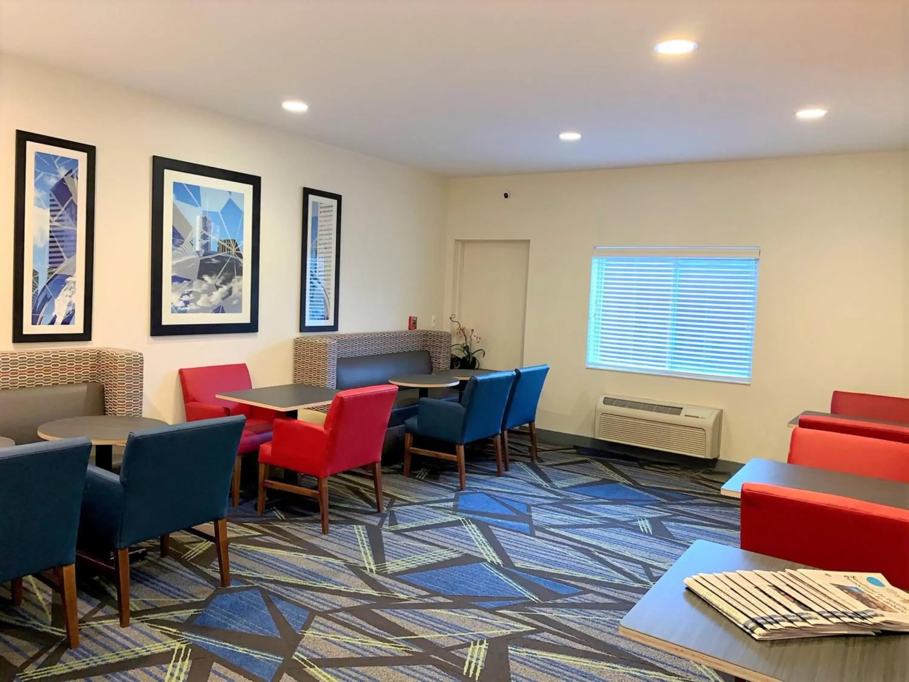 Other in Holiday Inn Express & Suites Chicago-Libertyville, an IHG Hotel