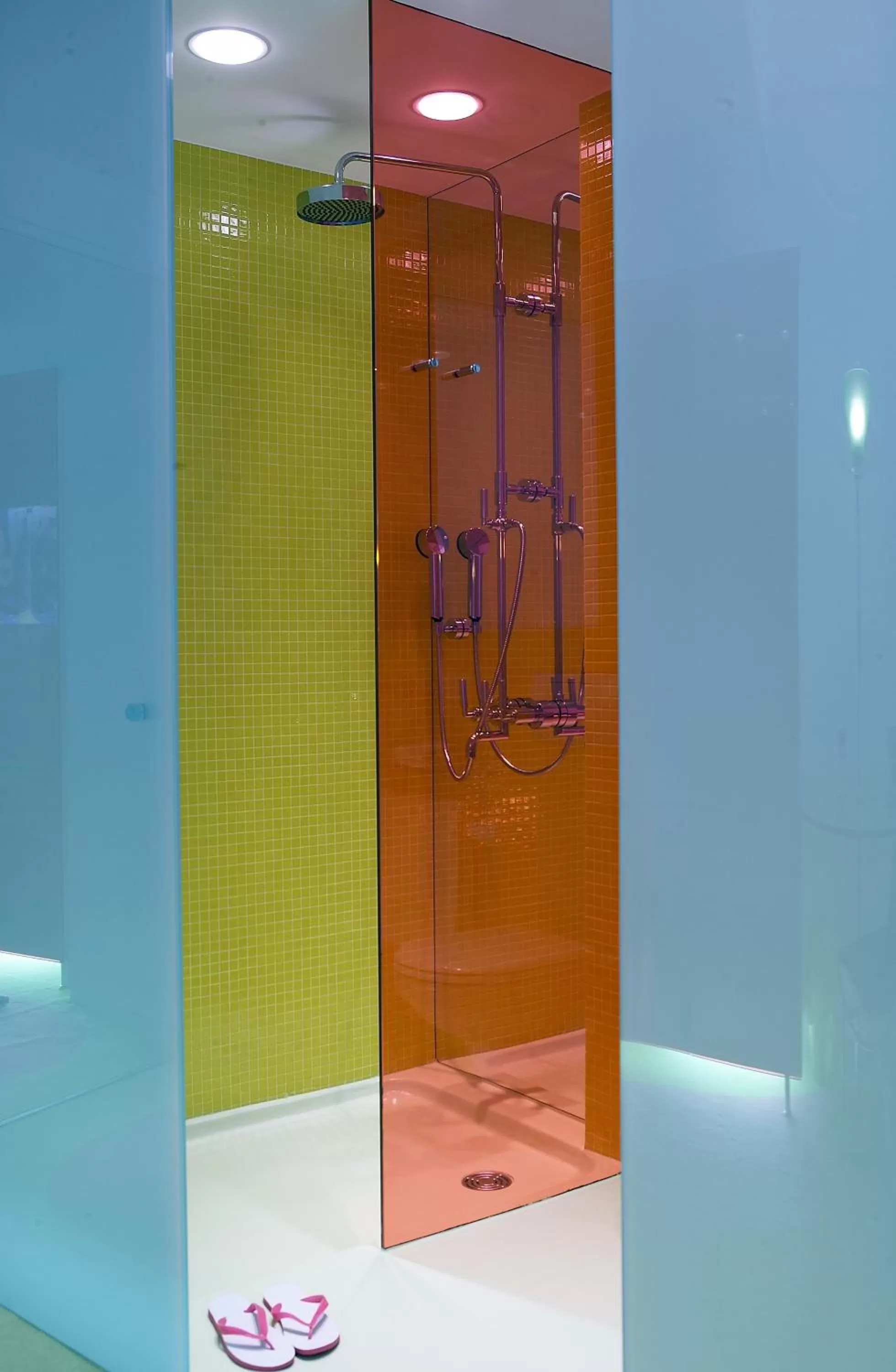 Bathroom in Semiramis