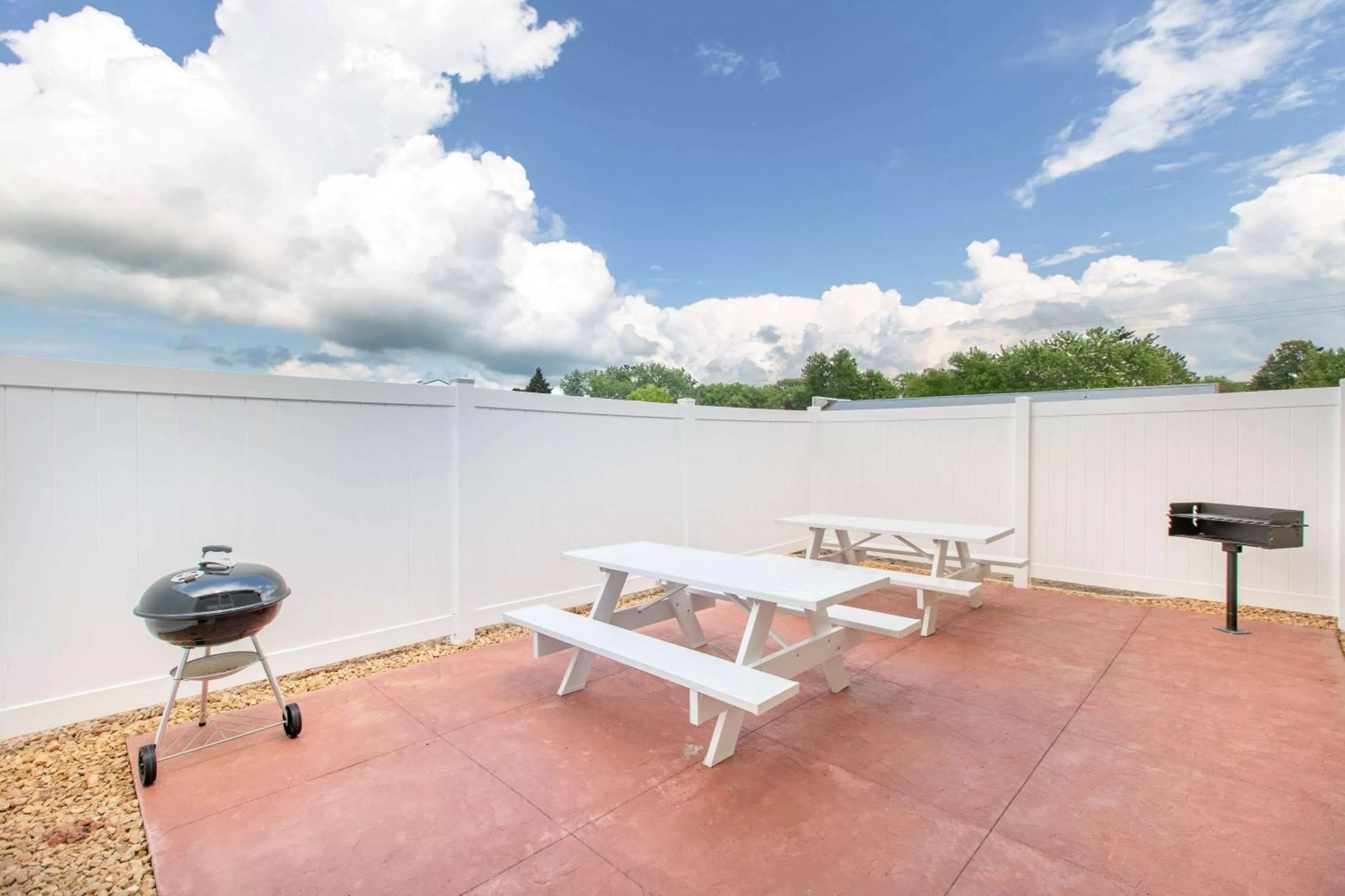 Restaurant/places to eat in AmericInn by Wyndham Humboldt