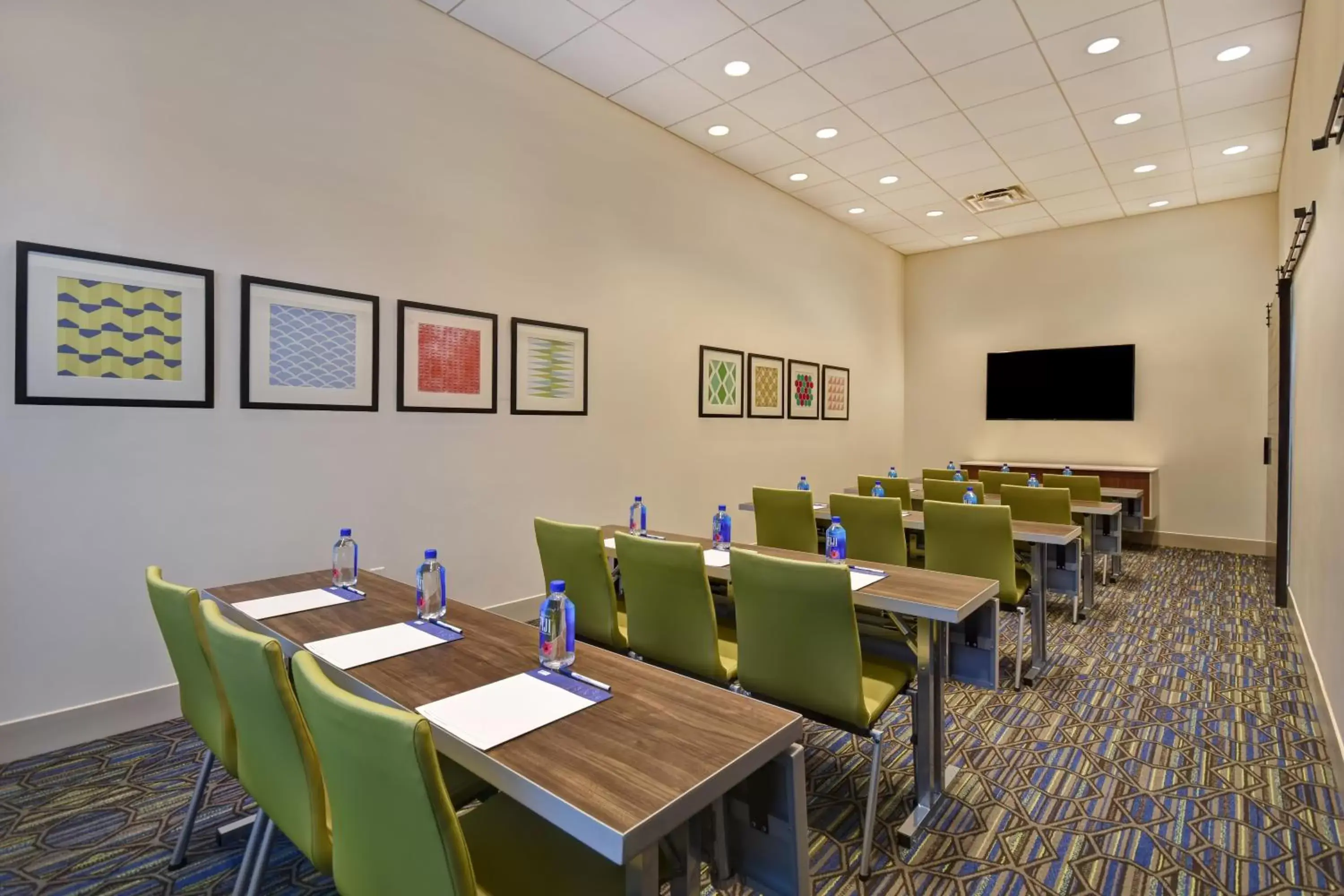 Meeting/conference room in Holiday Inn Express & Suites - Galveston Beach, an IHG Hotel