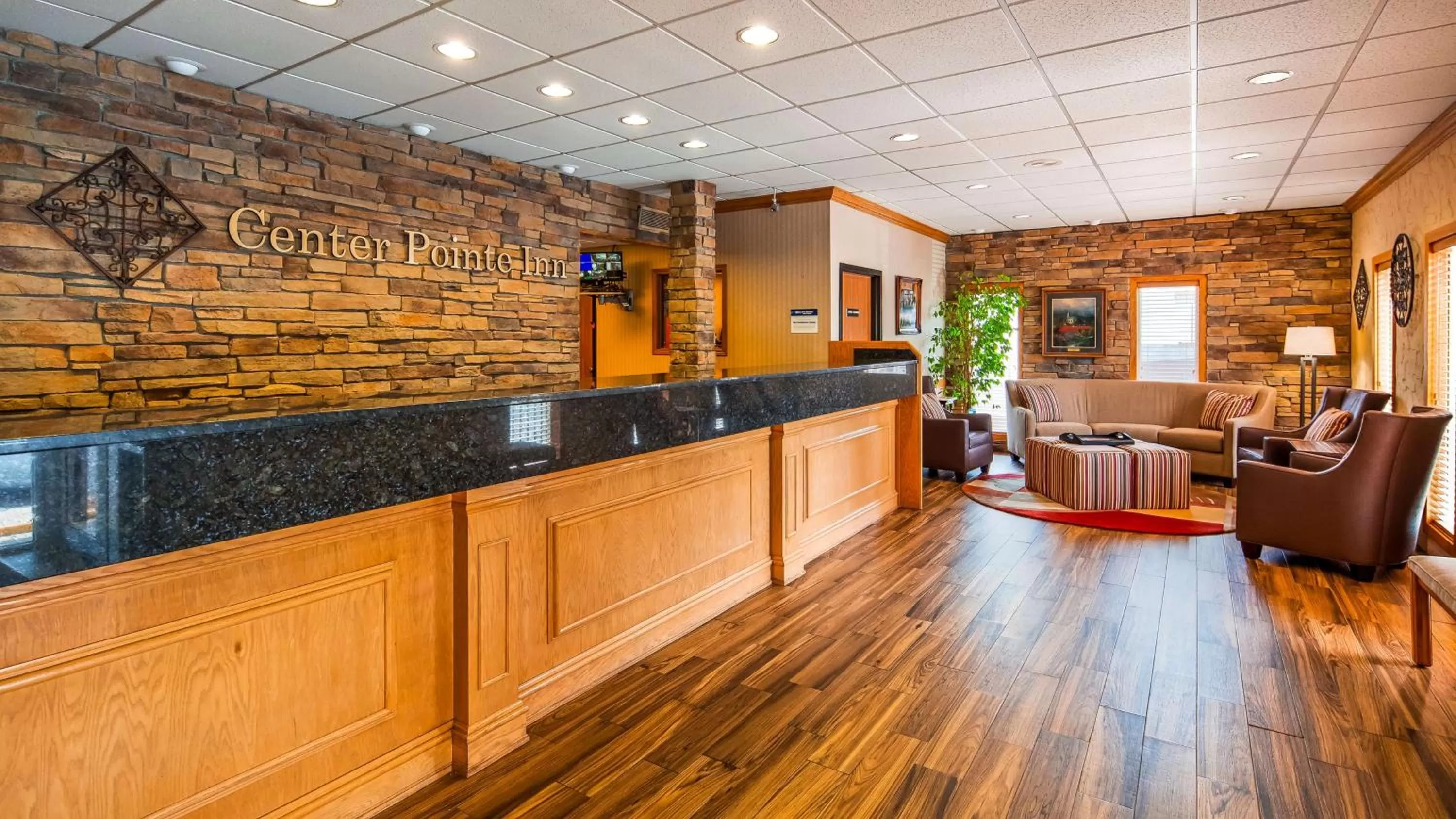 Lobby or reception in Best Western Center Pointe Inn