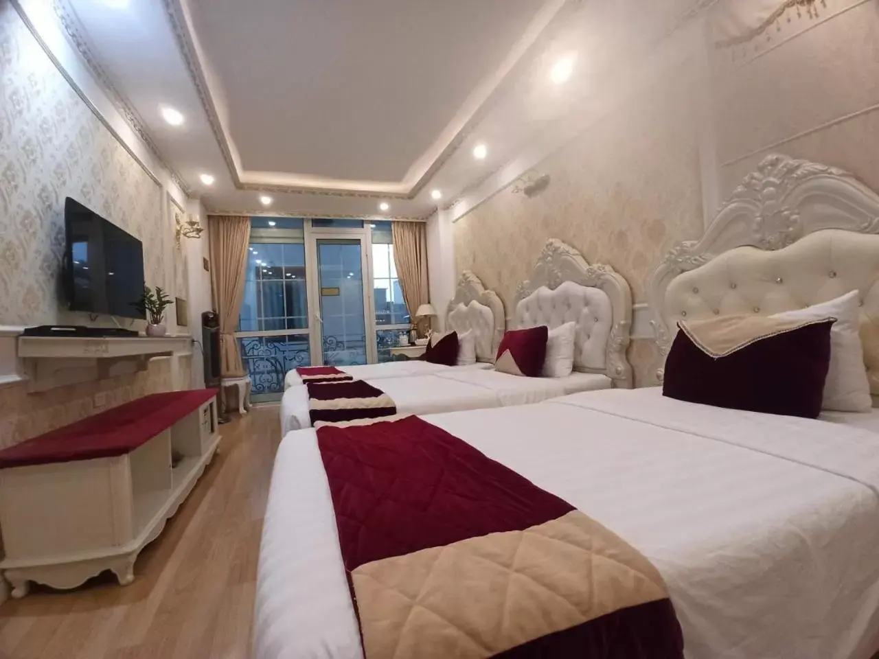 Bedroom, Bed in Hanoi Hotel Royal