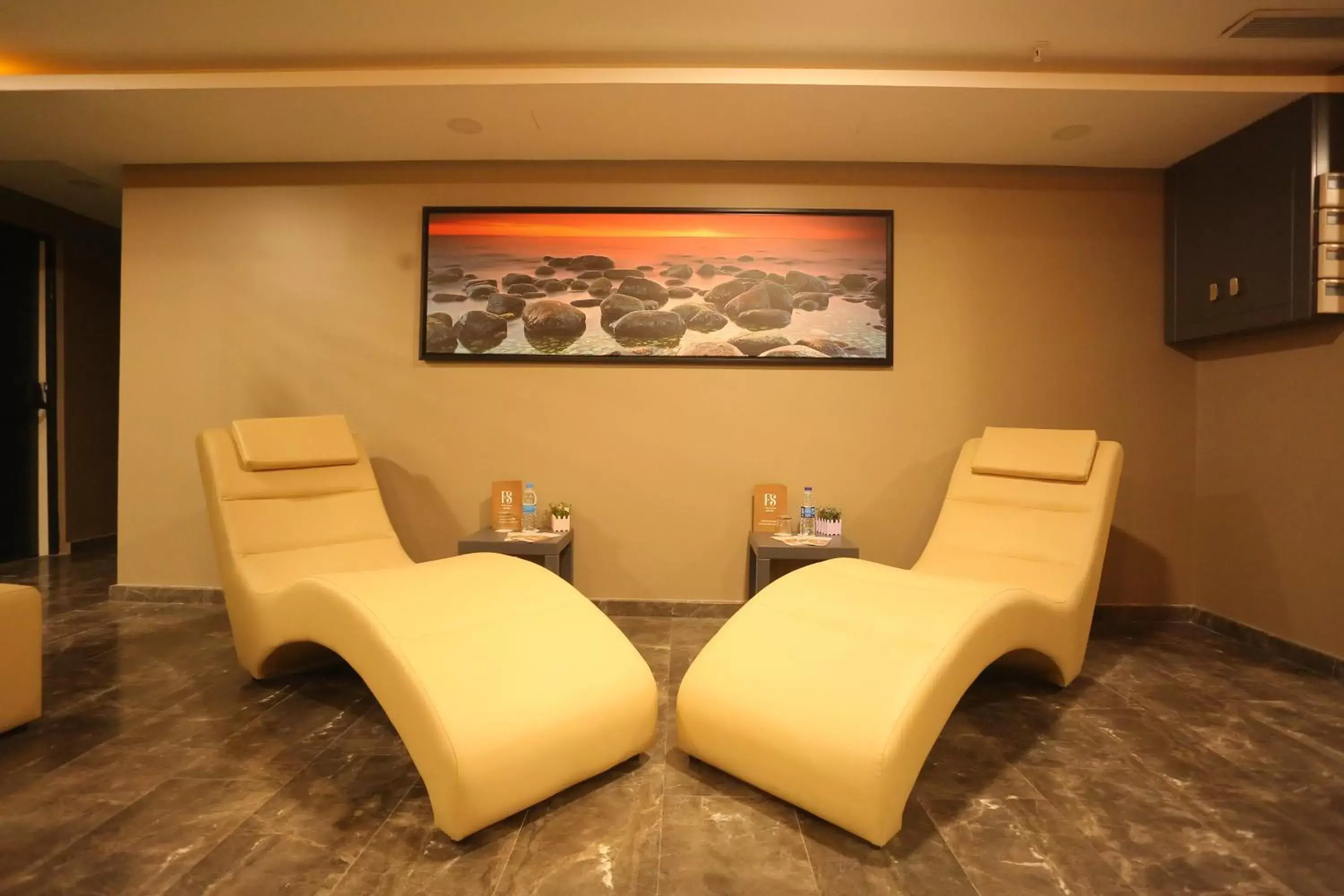 Seating Area in FOUR SEVEN HOTEL