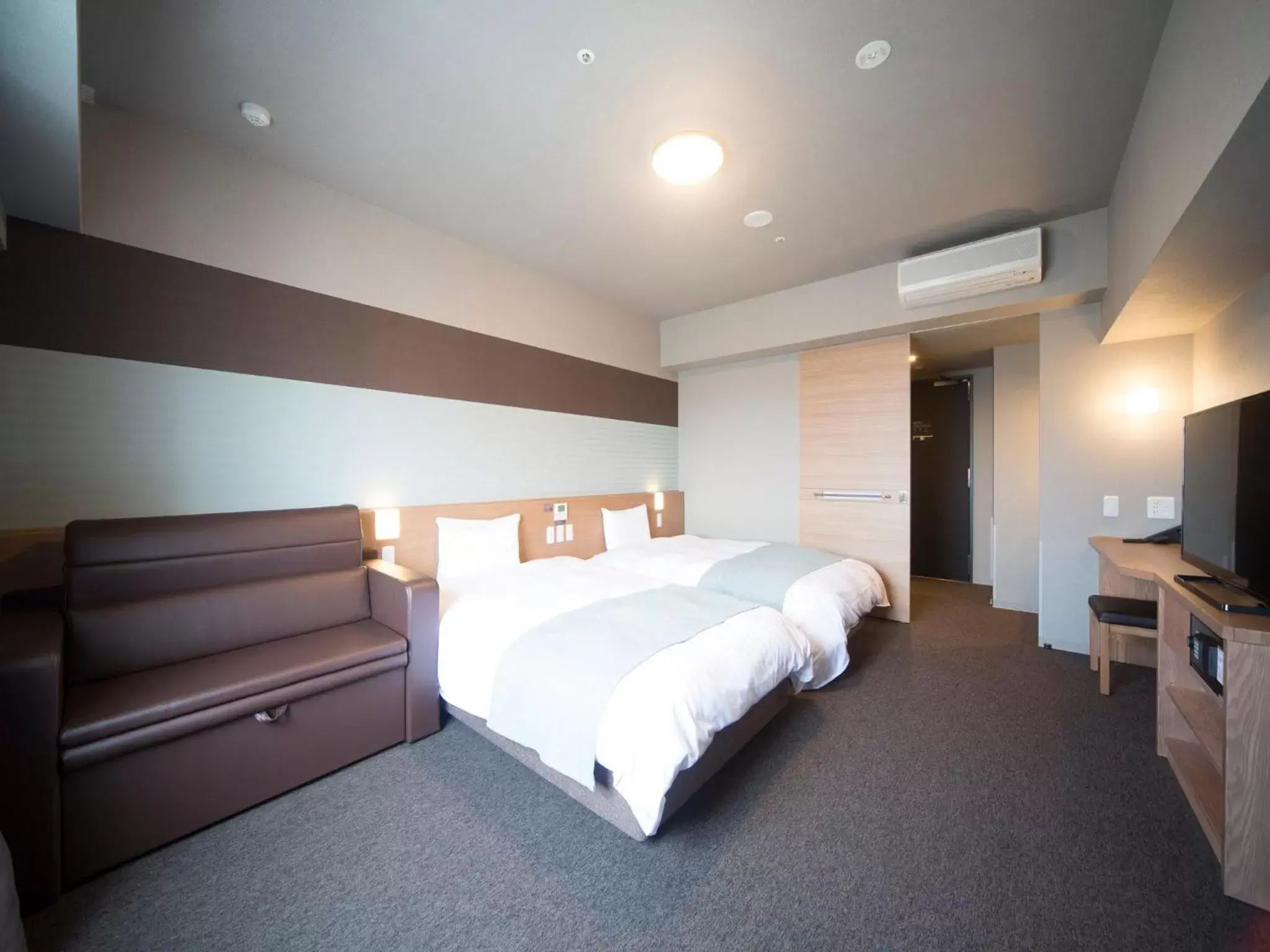 Photo of the whole room, Bed in Dormy Inn Izumo