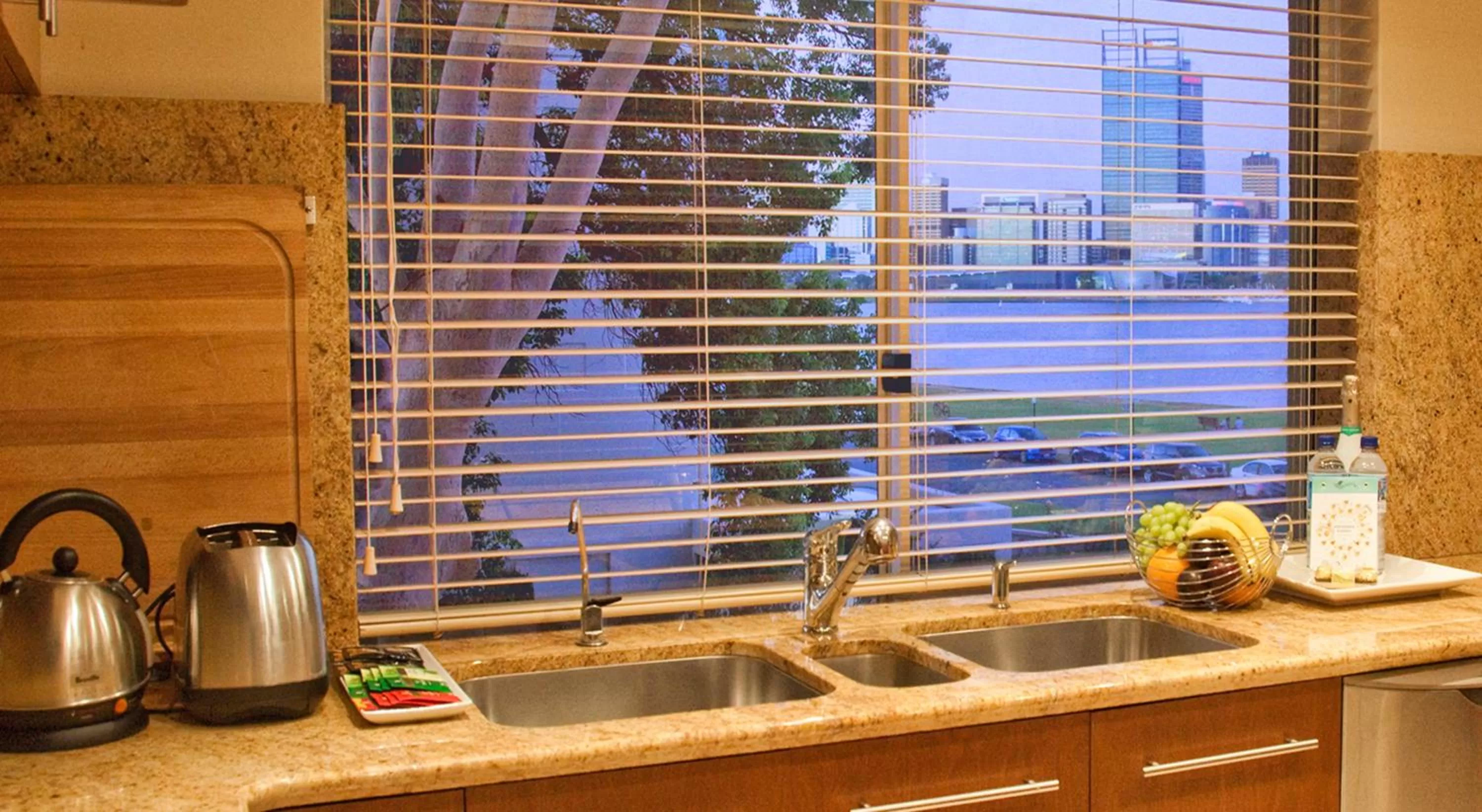 Kitchen or kitchenette in The Peninsula Riverside Serviced Apartments