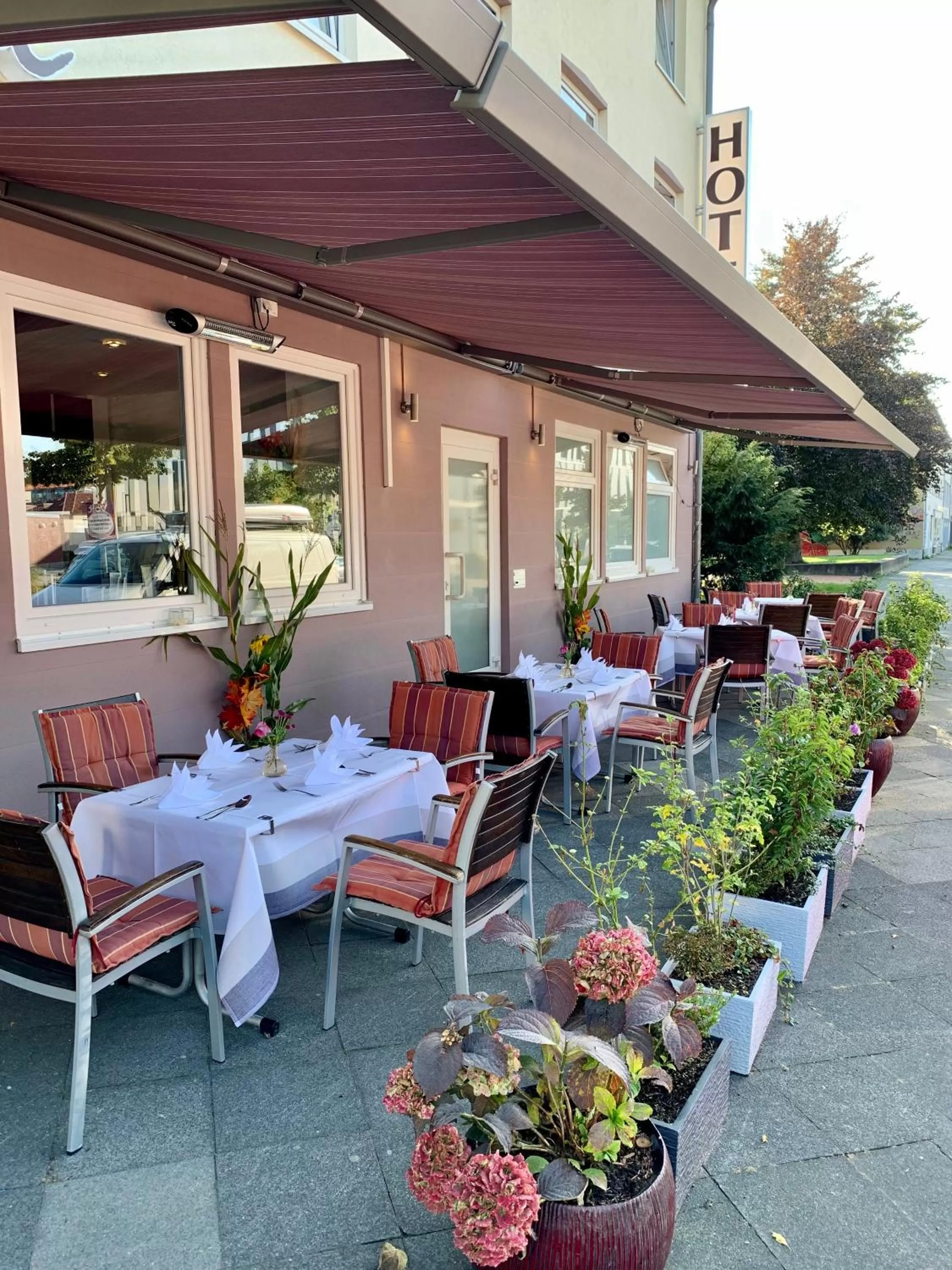 Property building in Boutique Hotel Goldene Henne