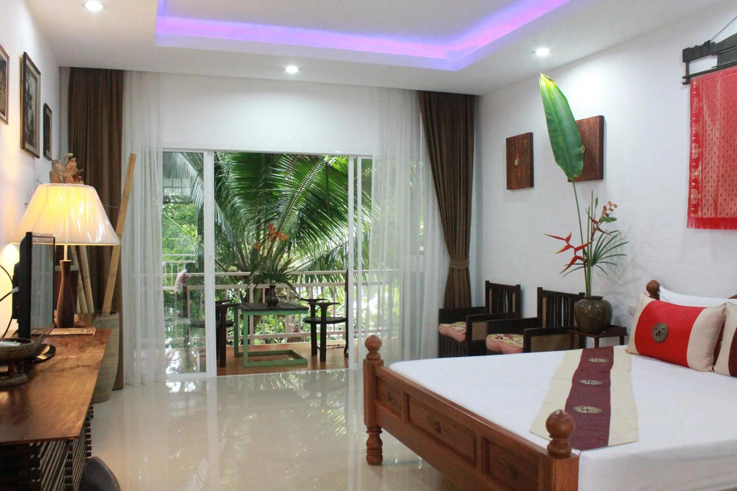 Patio, Bed in Eat n Sleep