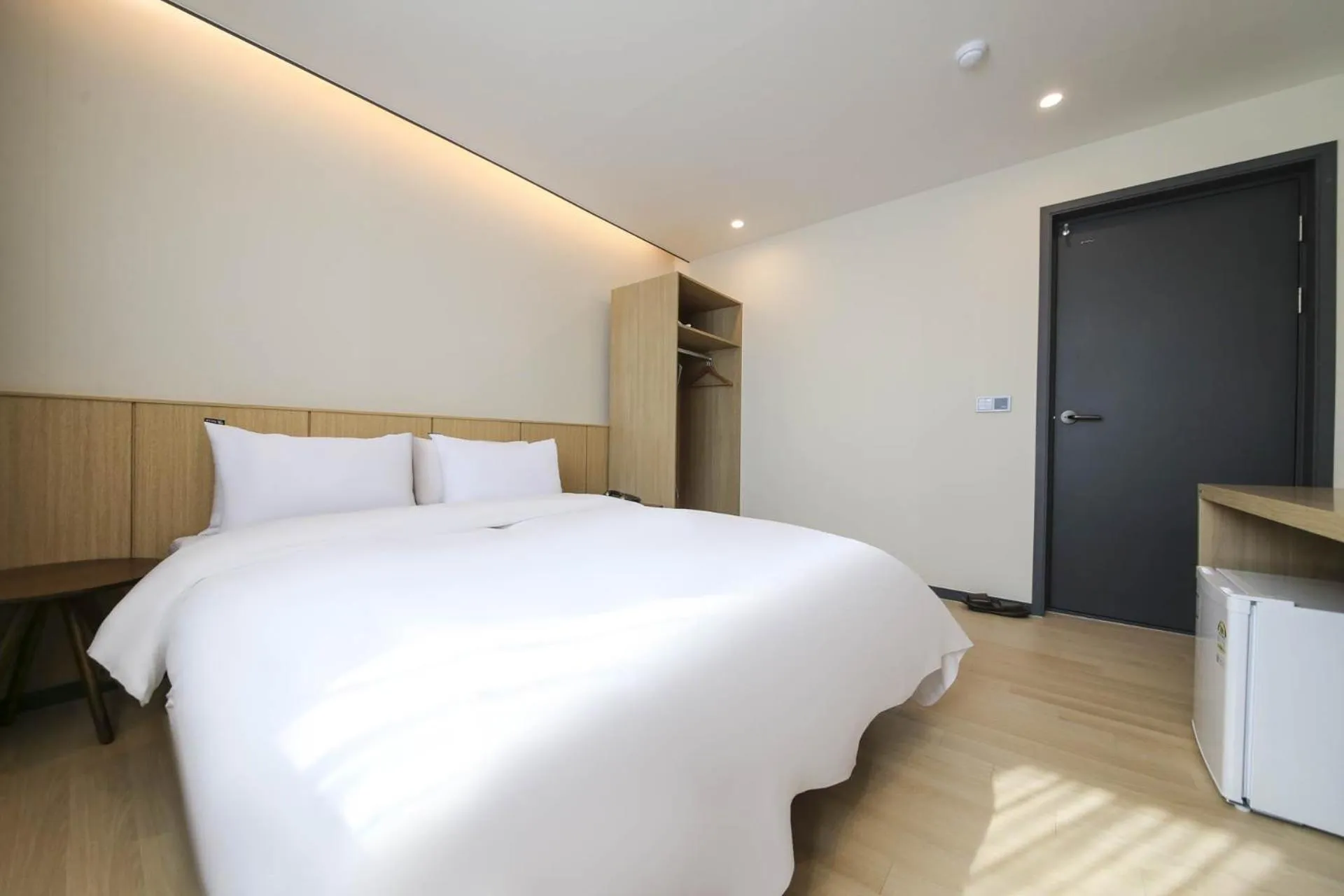 Bed in Benikea hotel