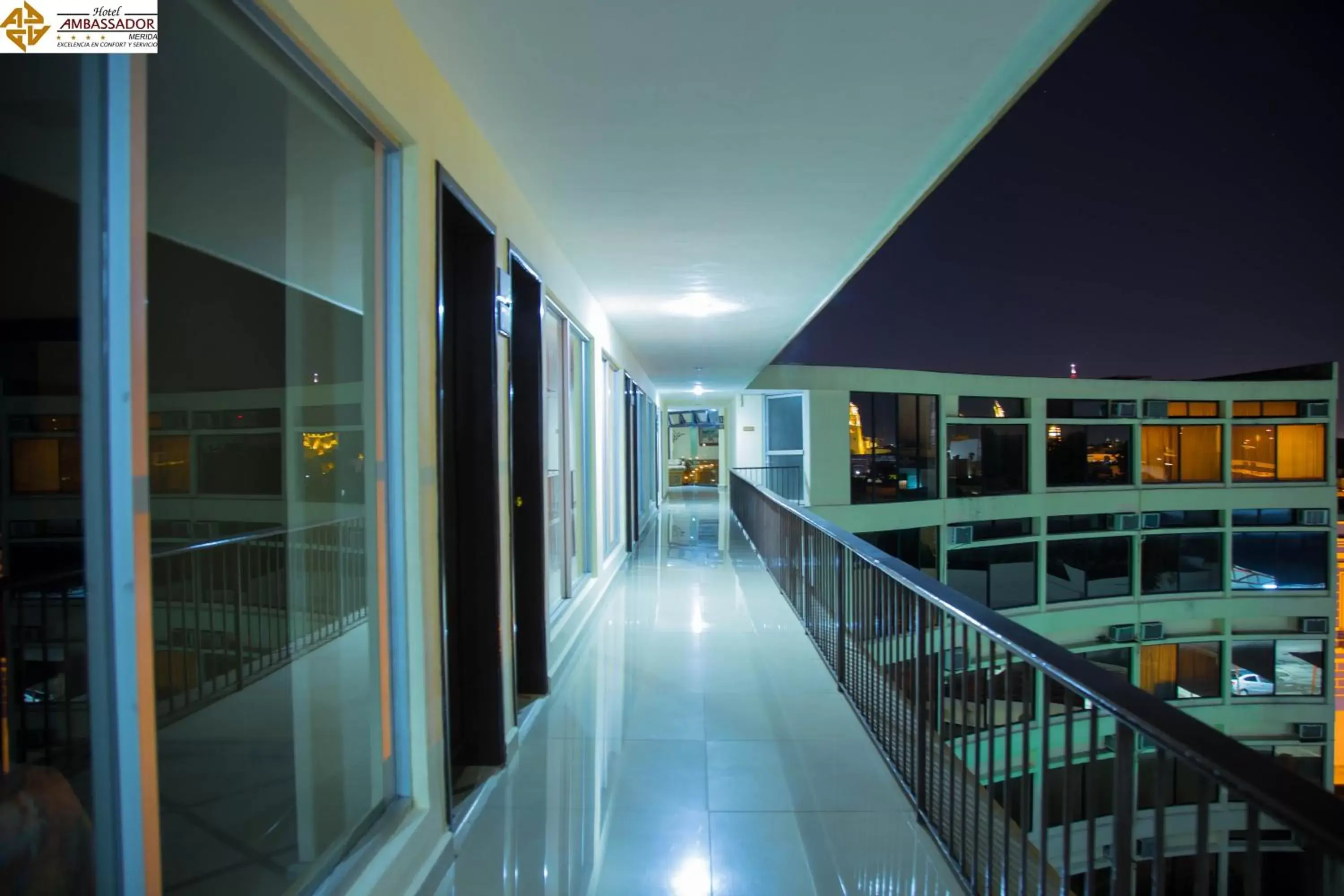 Night, Balcony/Terrace in Hotel Ambassador Mérida