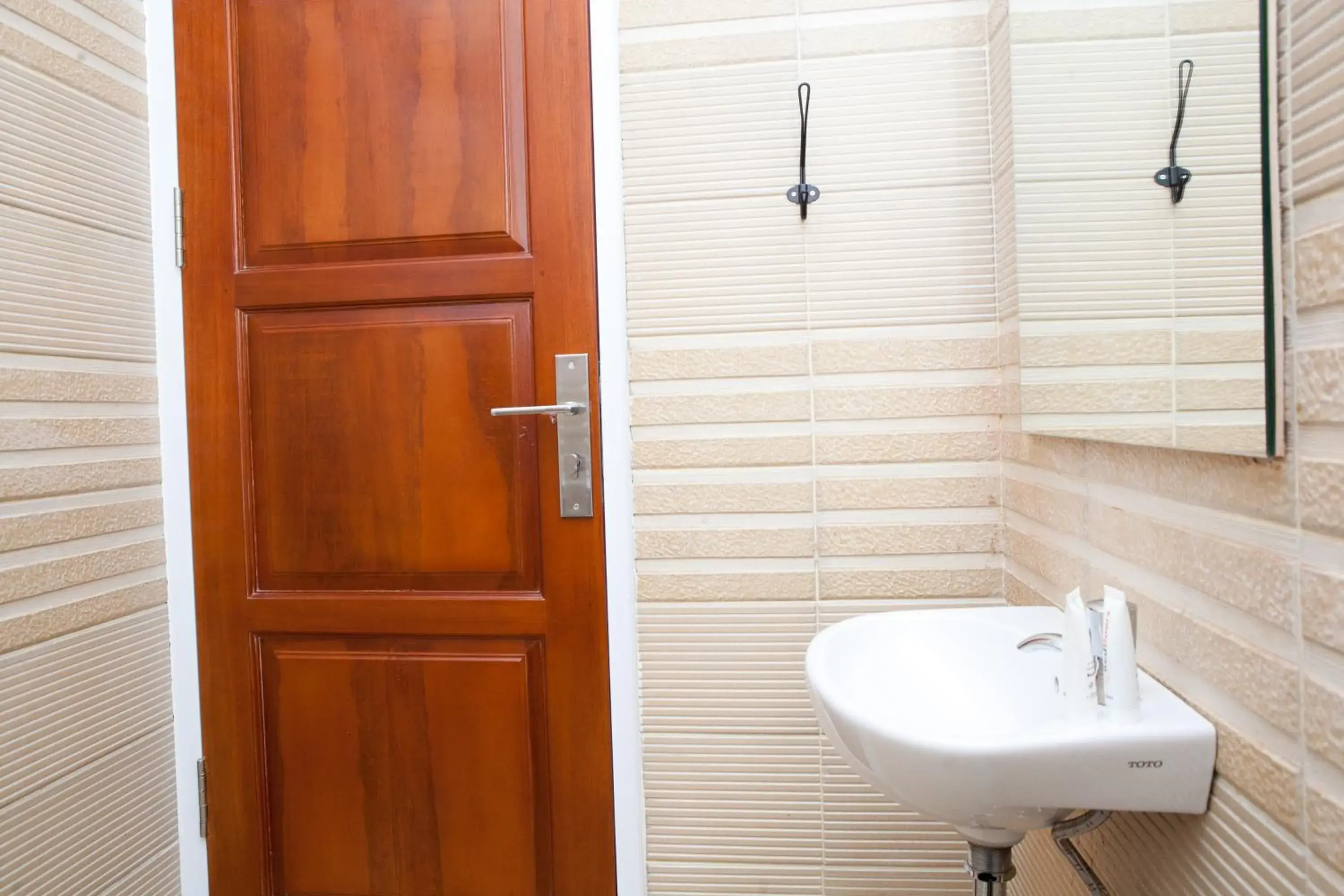 Bathroom in RedDoorz Plus near Pasundan University