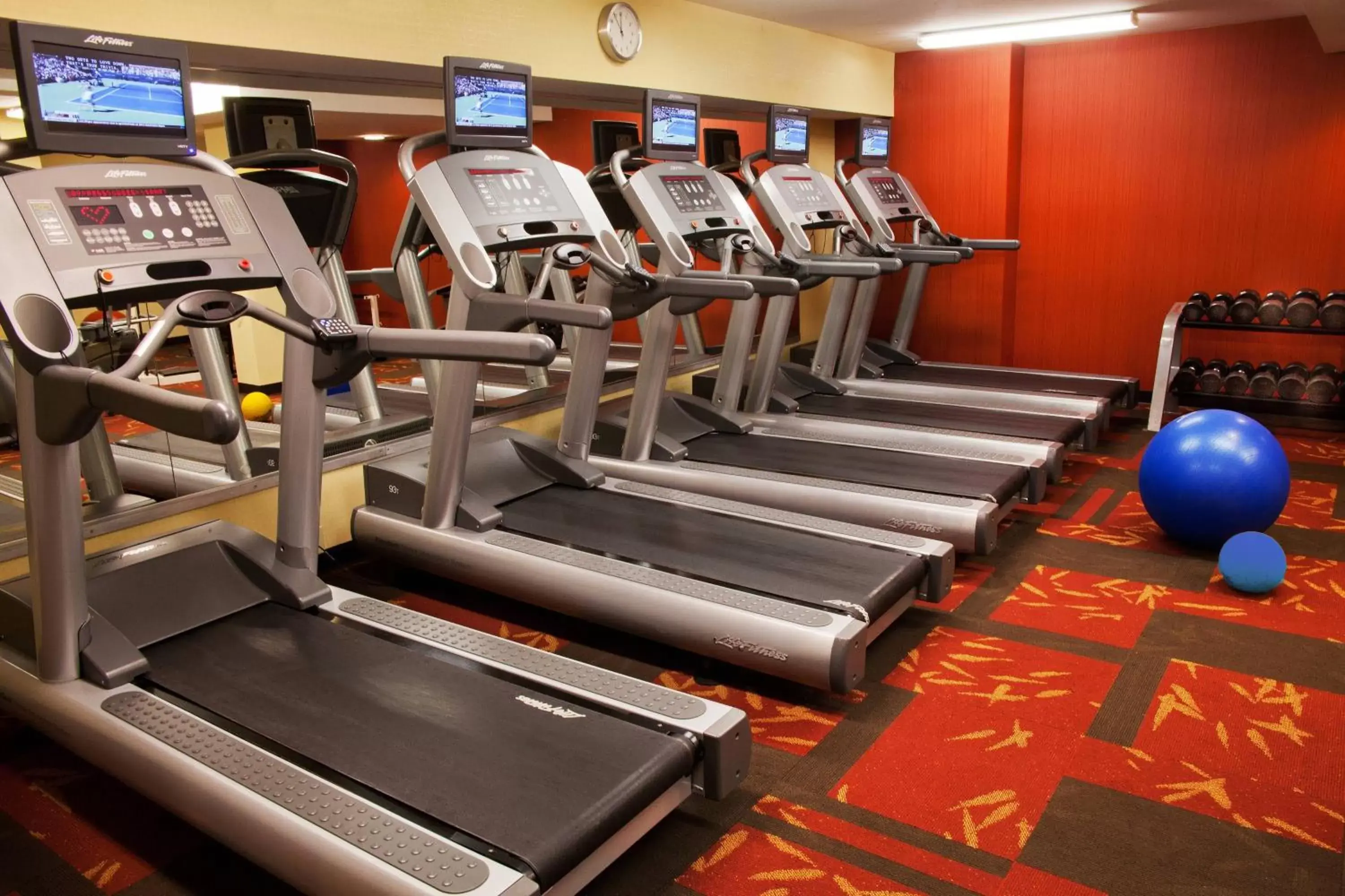 Fitness centre/facilities, Fitness Center/Facilities in Courtyard by Marriott Seattle Bellevue/Downtown