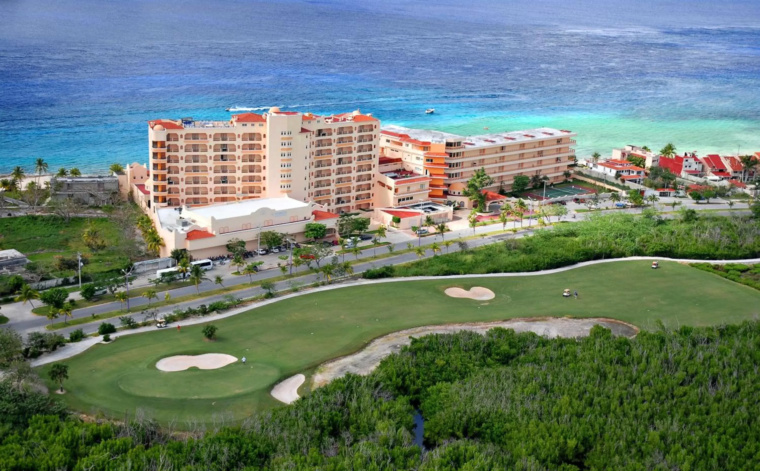 Bird's eye view, Bird's-eye View in El Cozumeleño Beach Resort - All Inclusive