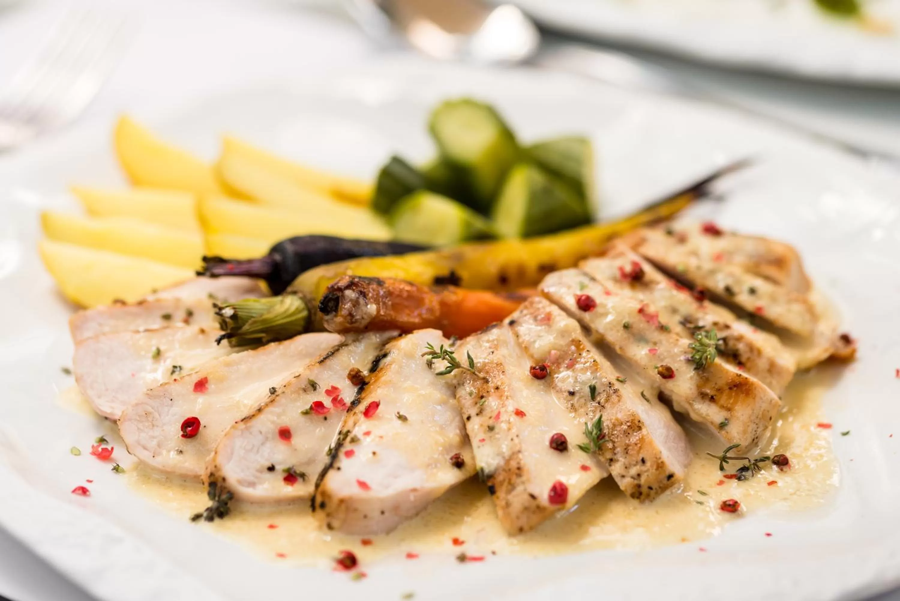 Restaurant/places to eat in Acanthus blue