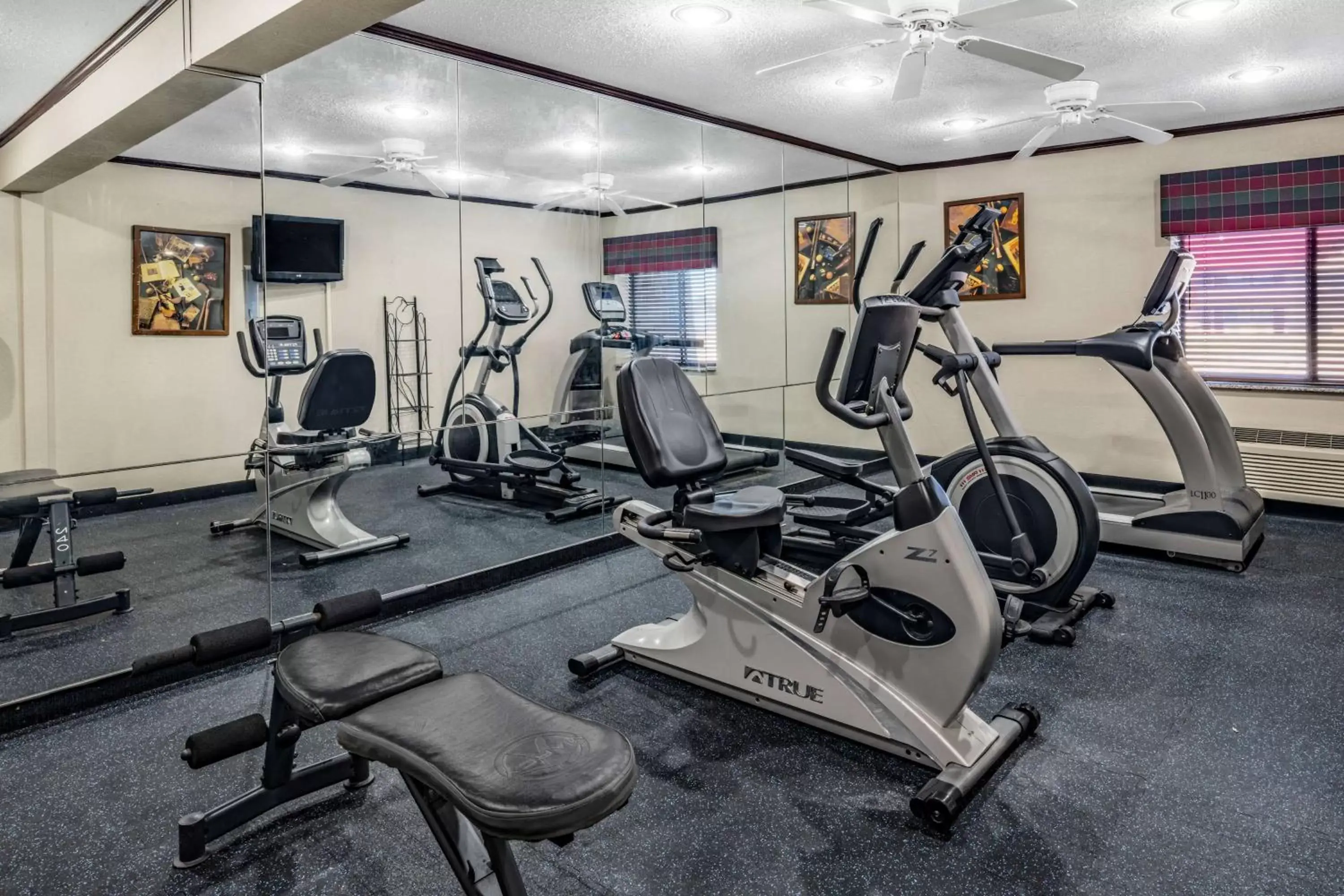 Fitness centre/facilities, Fitness Center/Facilities in Baymont by Wyndham Champaign