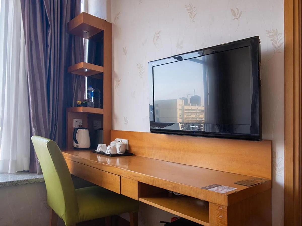 TV/Entertainment Center in Guangzhou The Royal Garden Hotel