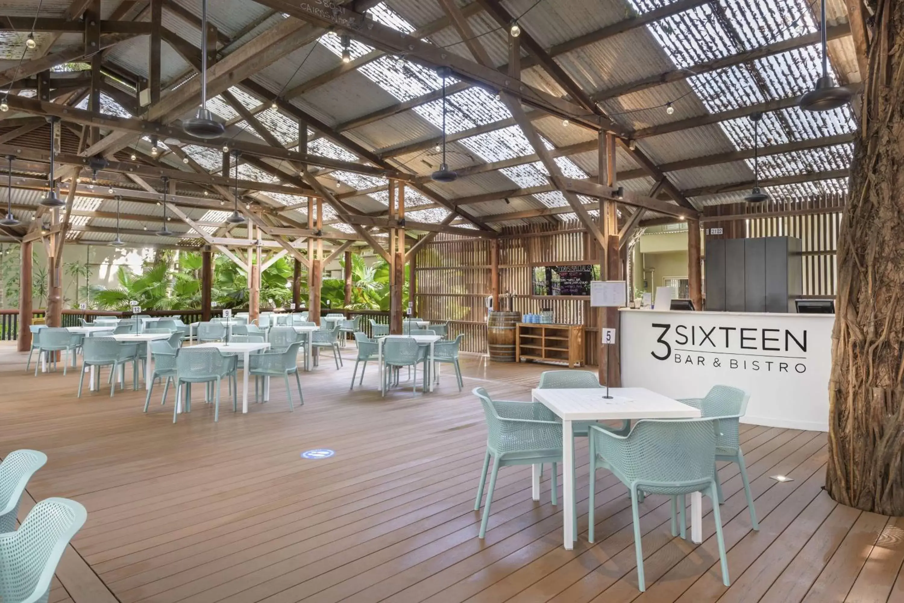 Restaurant/places to eat in Ramada Resort by Wyndham Port Douglas Restaurant/places to eat in Ramada Resort by Wyndham Port Douglas