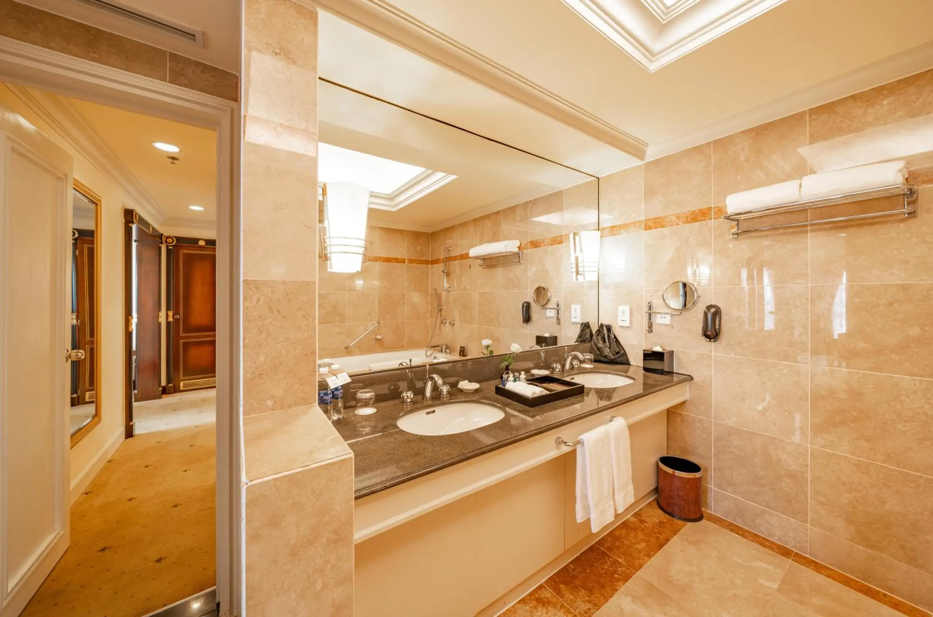 Bathroom in Lotte Hotel Saigon