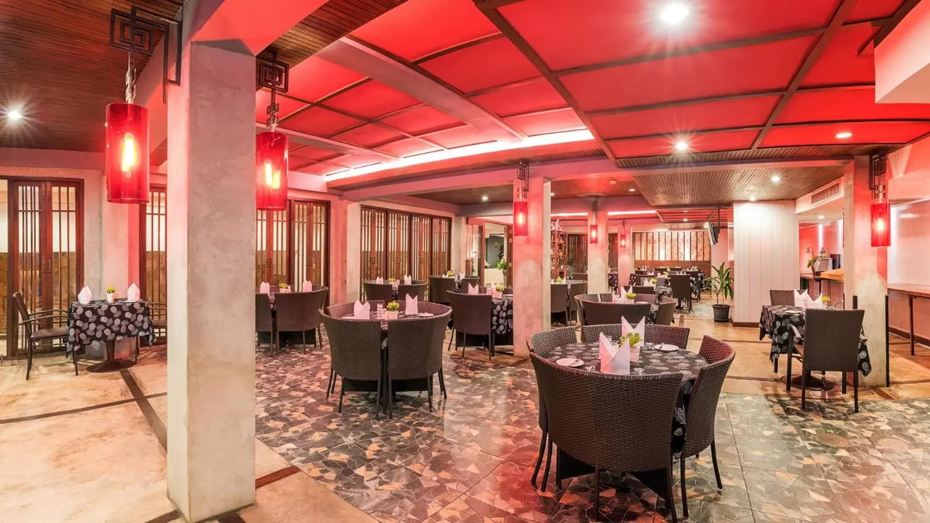 Restaurant/Places to Eat in Krabi Chada Resort - SHA Plus