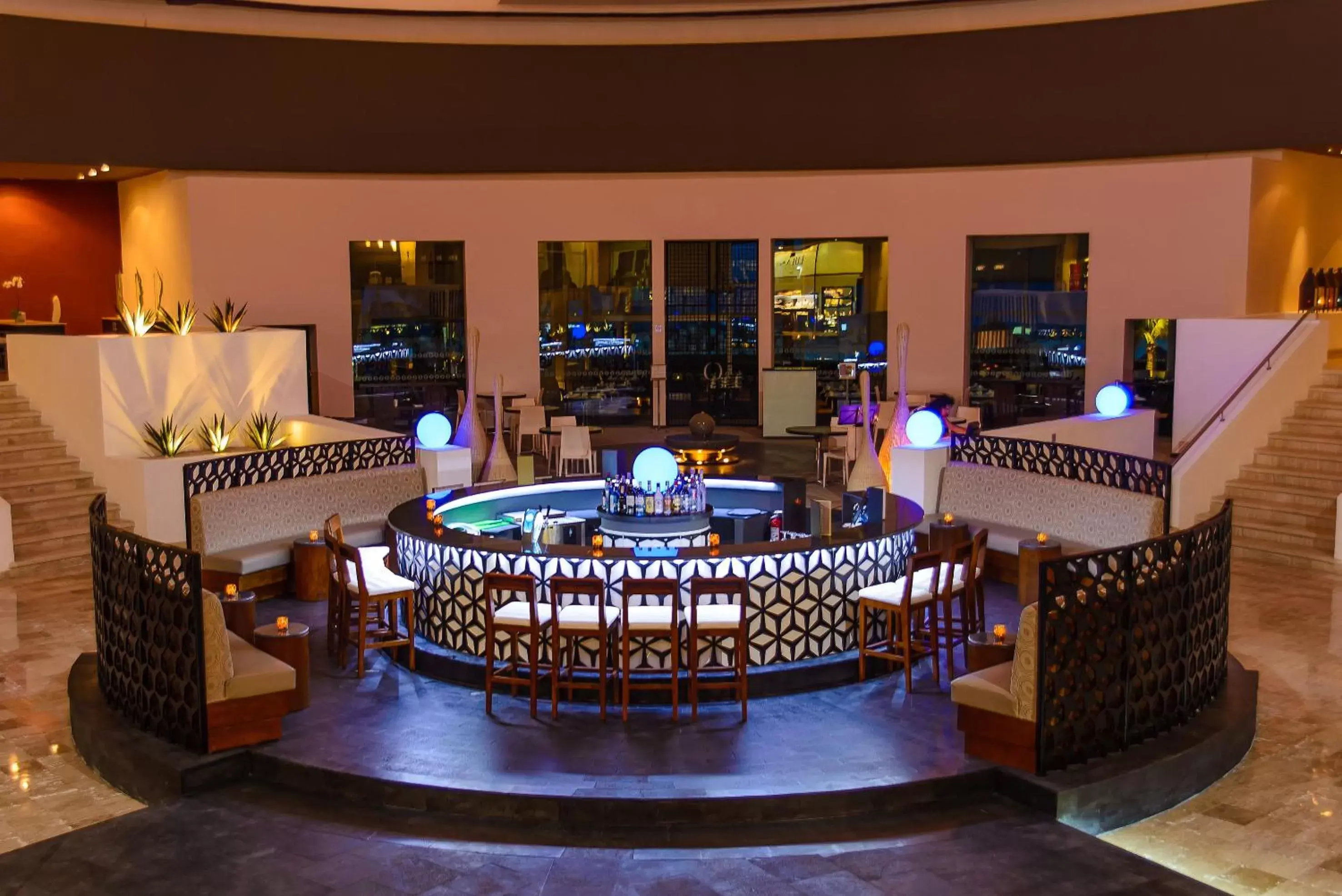 Lounge or bar in Krystal Grand Cancun