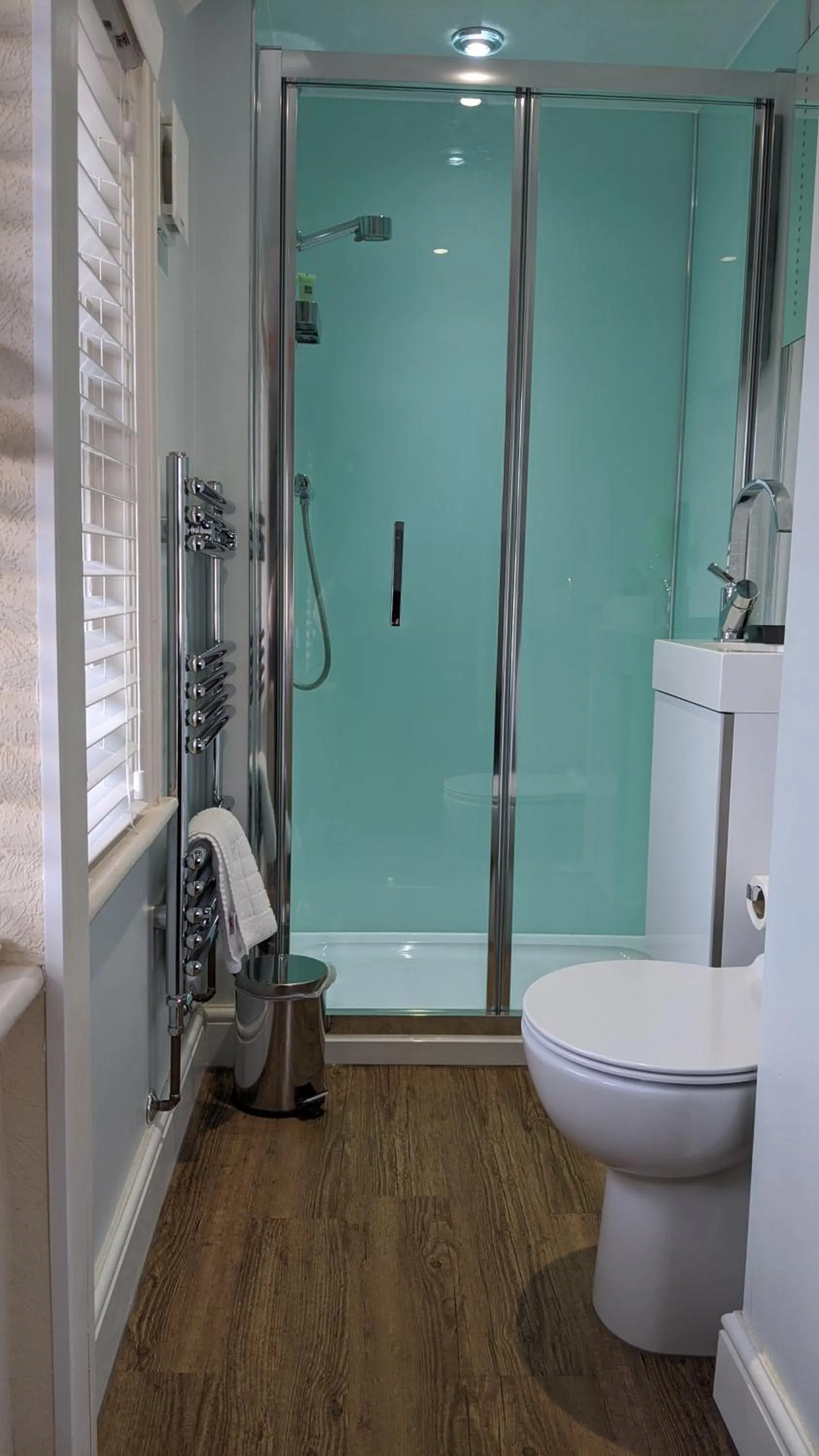 Shower in Ebor Lodge