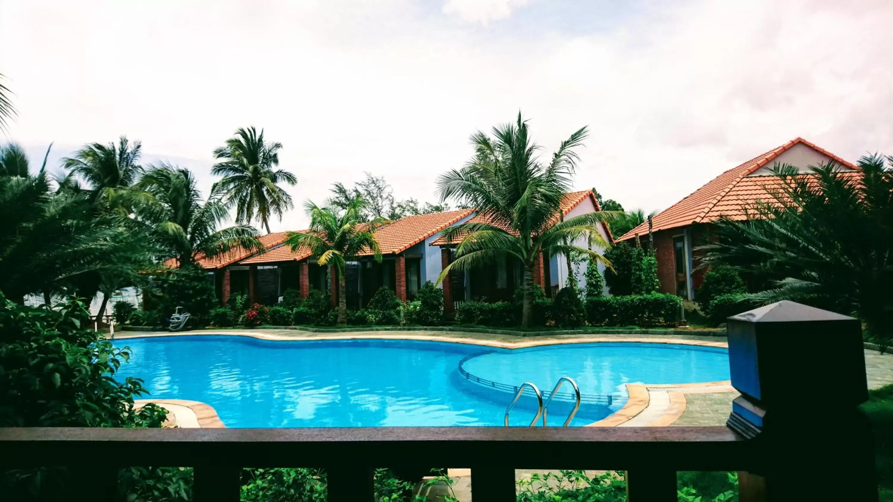 Pool view, Swimming Pool in Wildland Resort