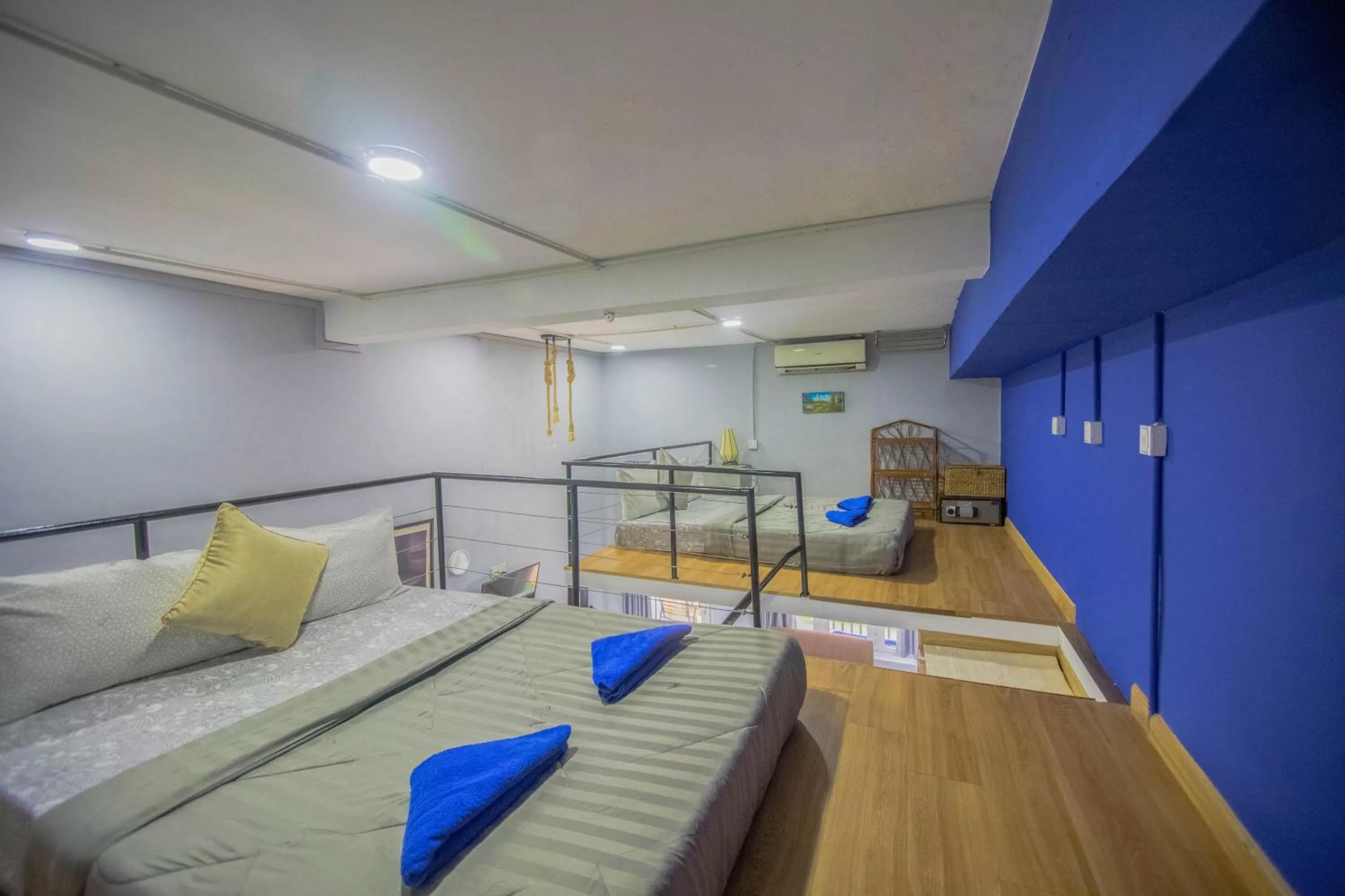 Bedroom, Bed in The Artist Residence