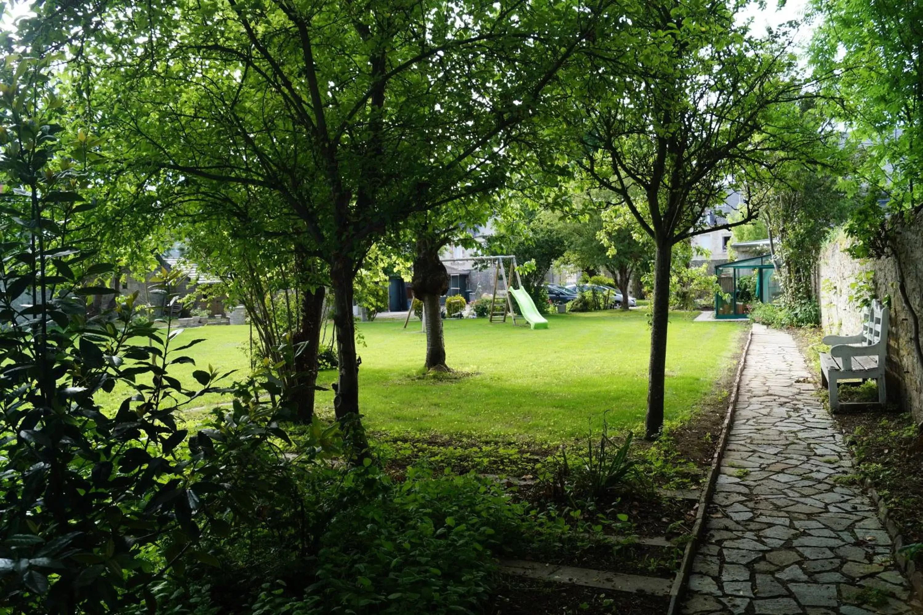 Garden in Normand'Histoire Chambres d'Hôtes