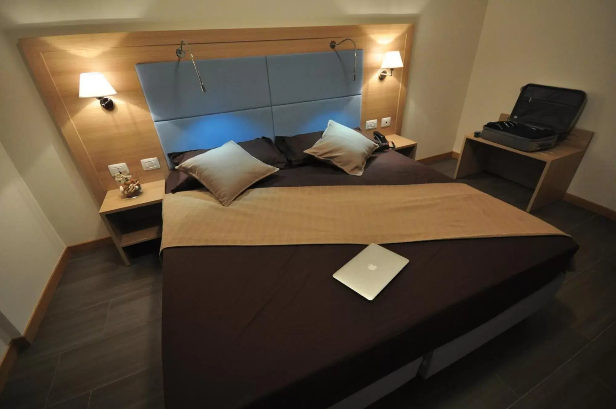 Bed in Hotel 325 Tor Vergata