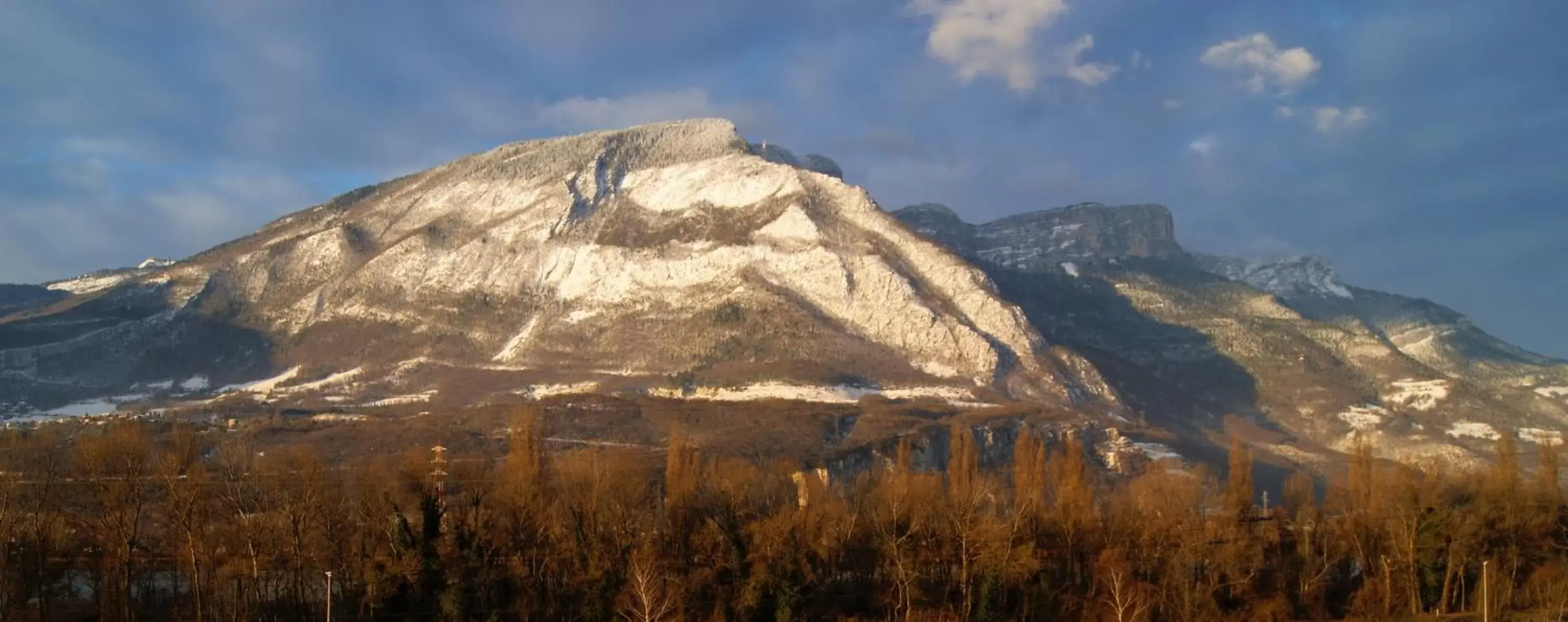Mountain view, Natural Landscape in Ekho Hotel Grenoble Nord Saint Egrève