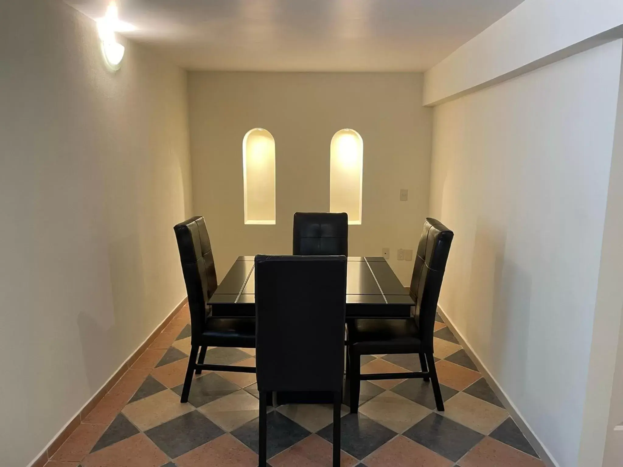 Dining Area in Hotel Real Home