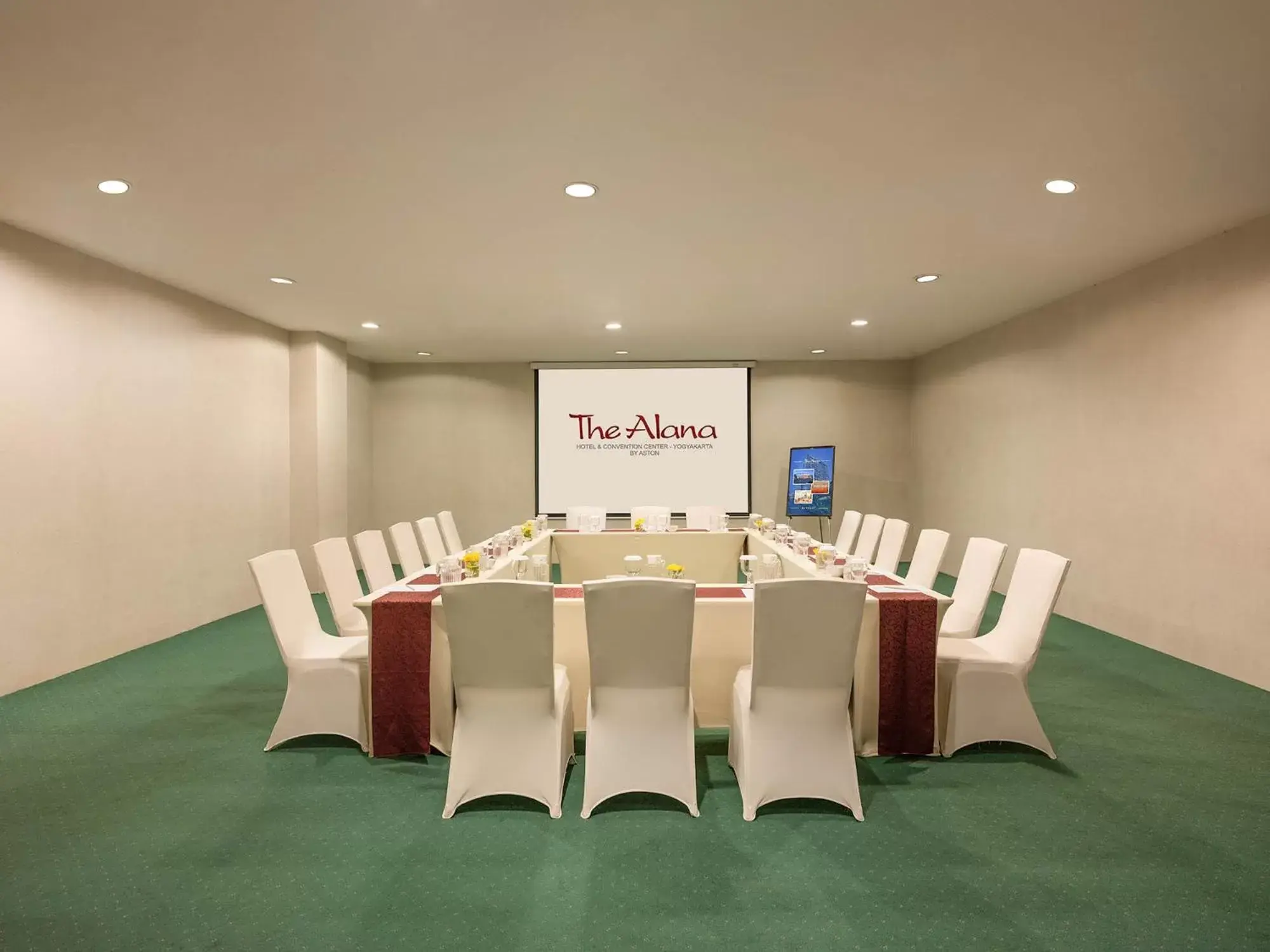 Meeting/conference room in The Alana Yogyakarta Hotel and Convention Center