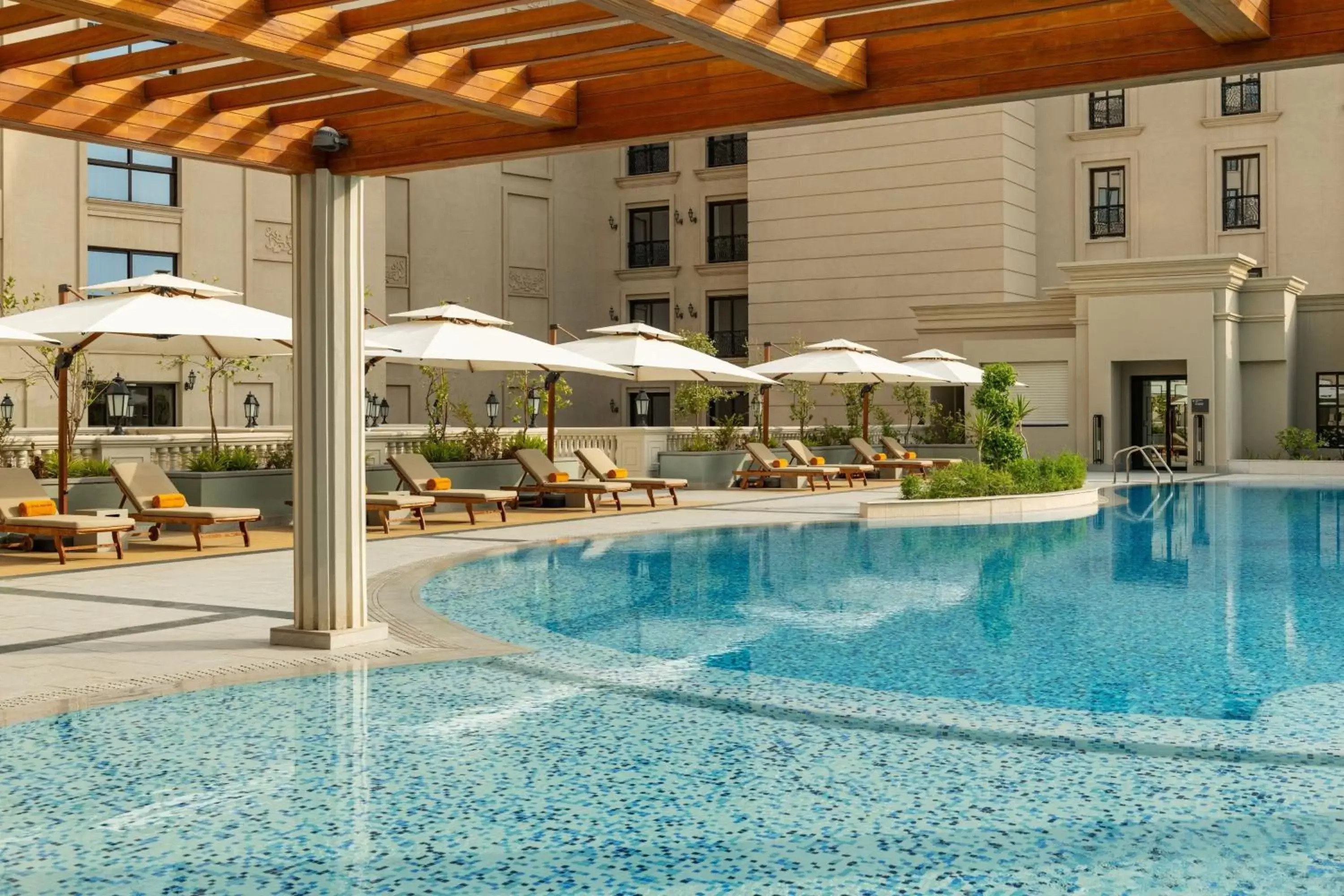 Swimming Pool in Le Royal Méridien Doha