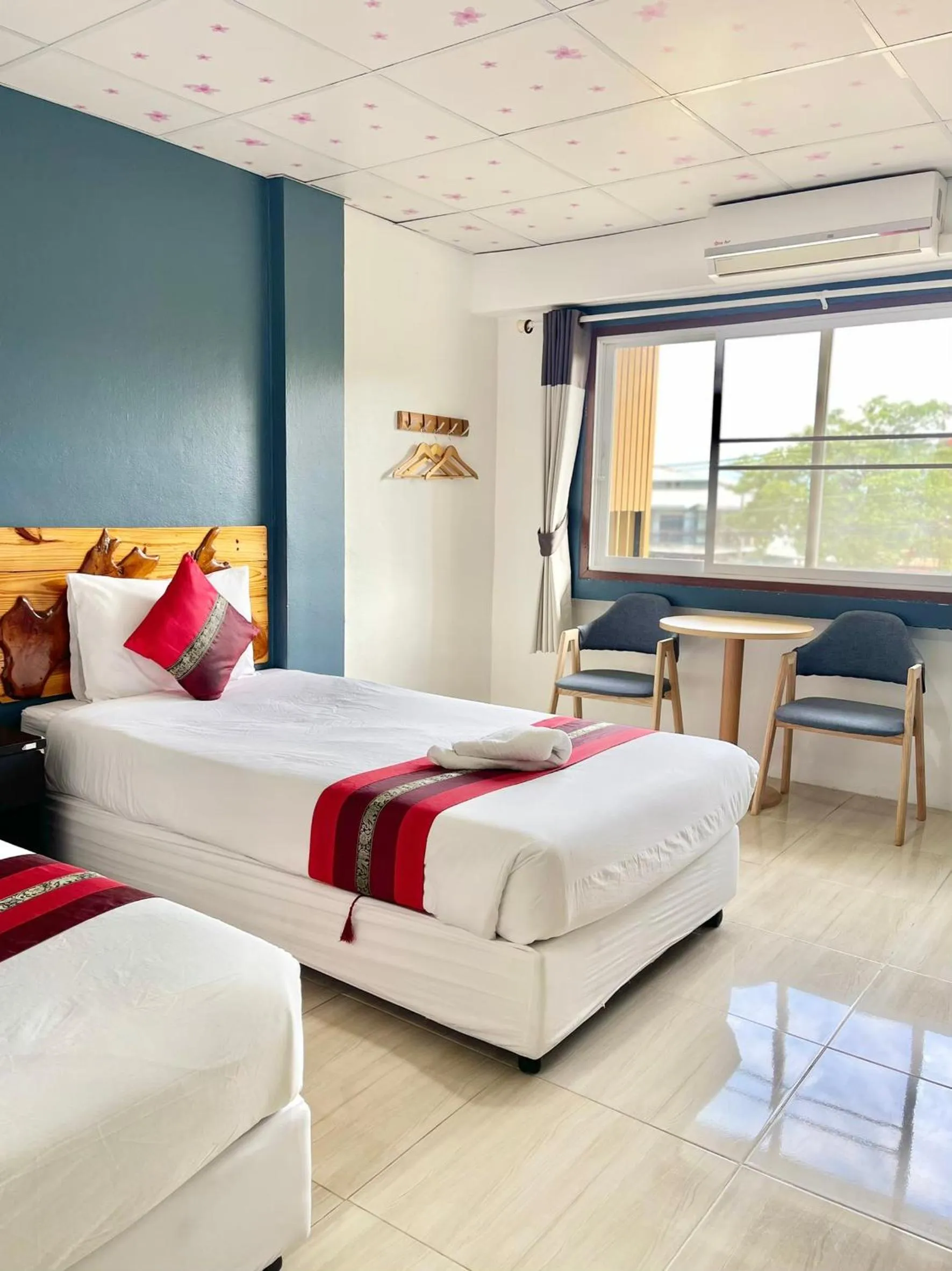 Bed in Diamond de pai