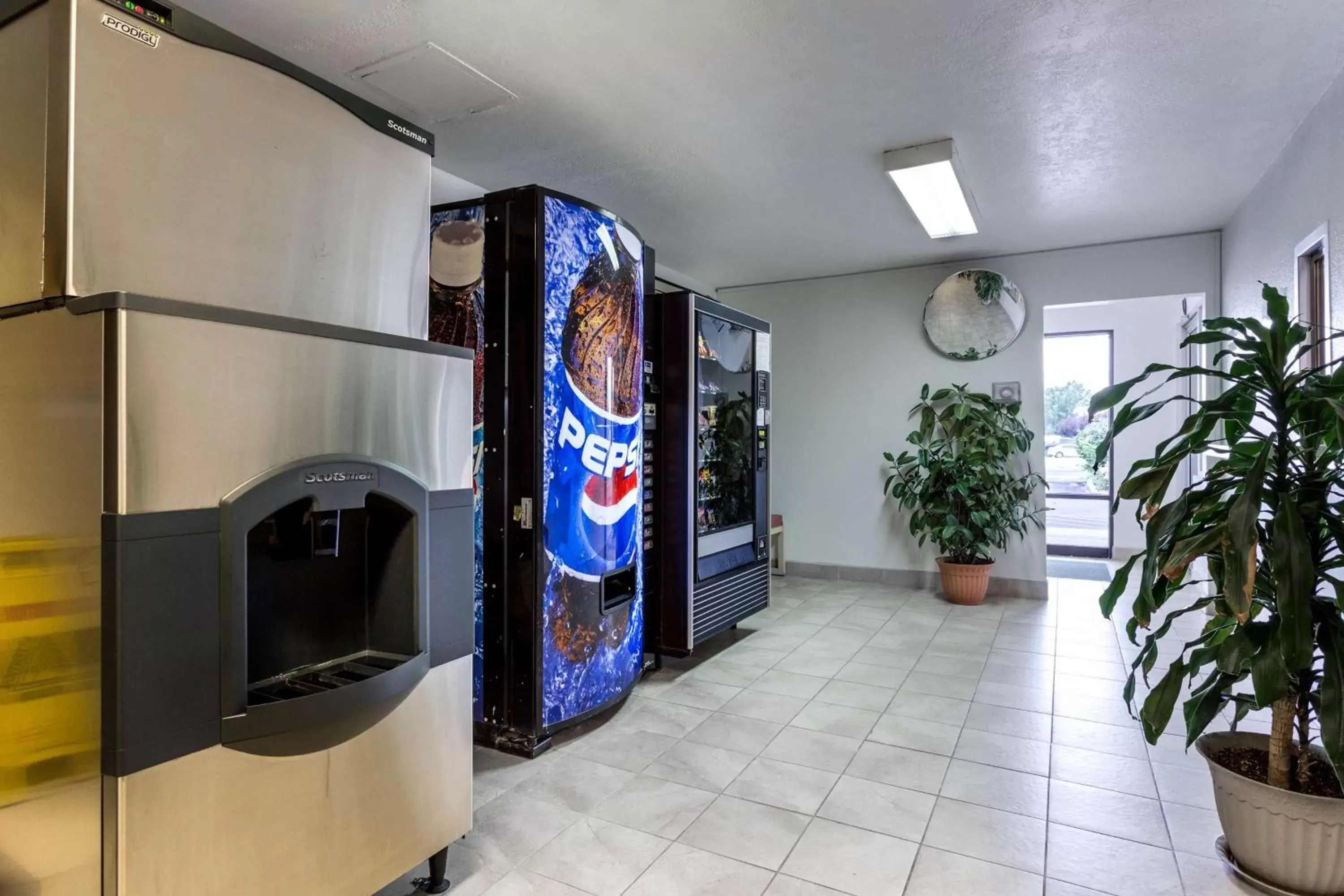 On site in Motel 6 Ontario, OR