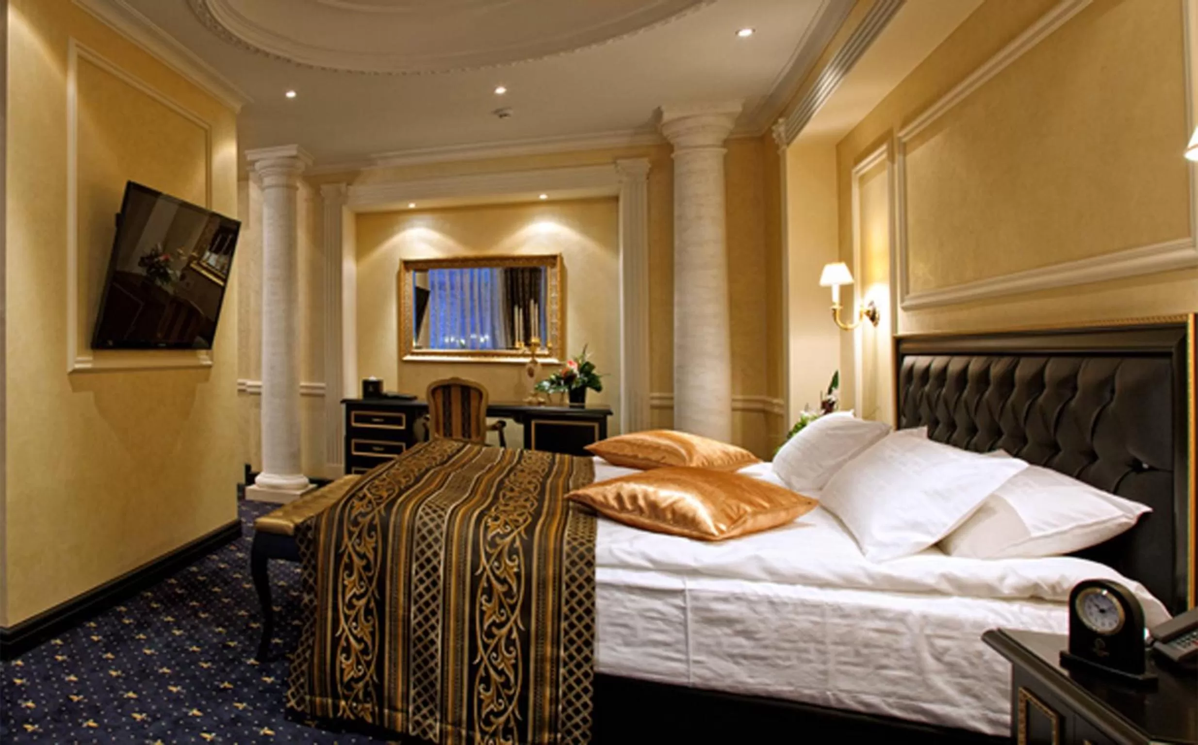 Bed in Villa Le Premier - Maestro