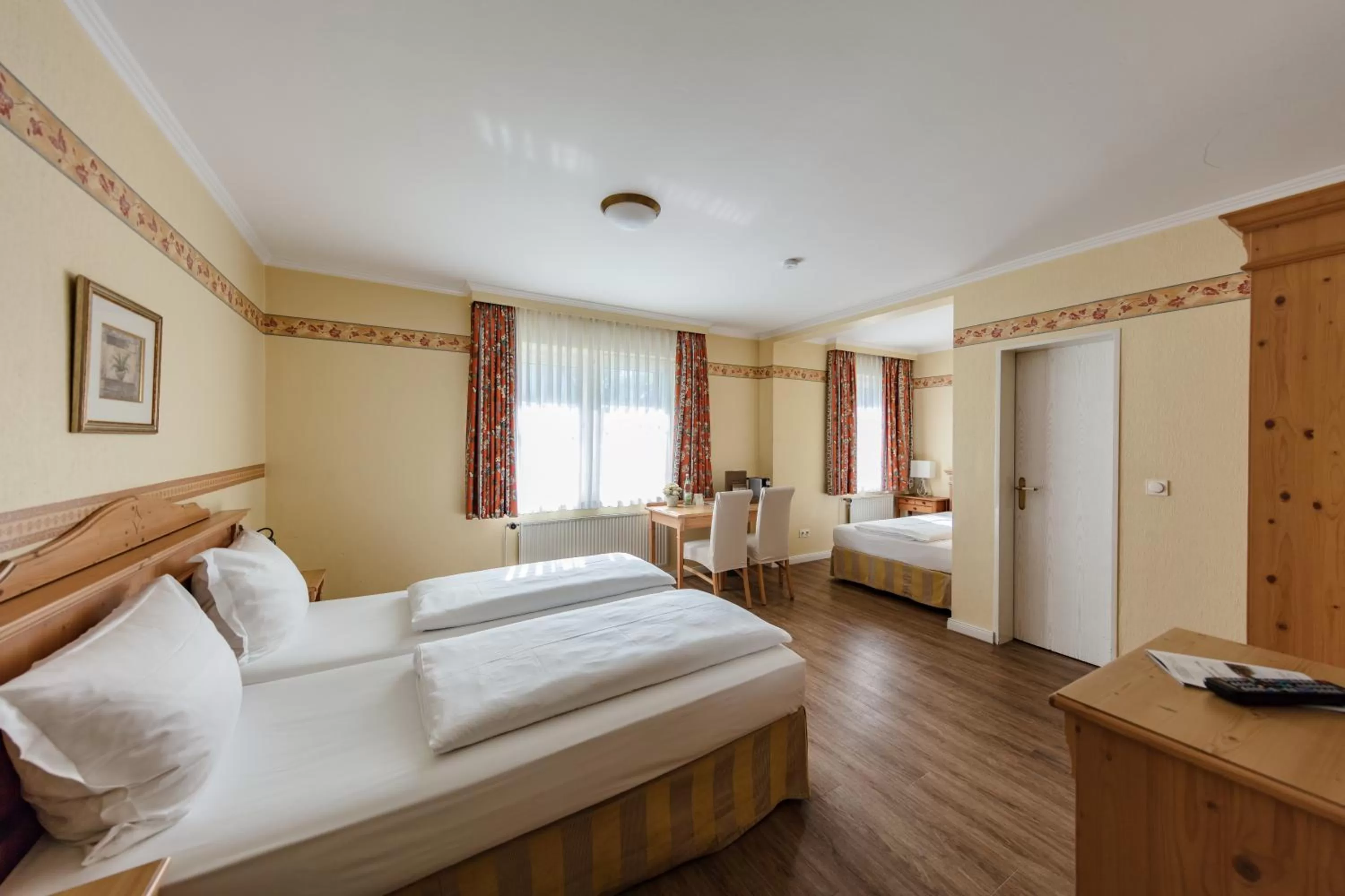 Bed in Hotel Zum Zeppelin Hamburg