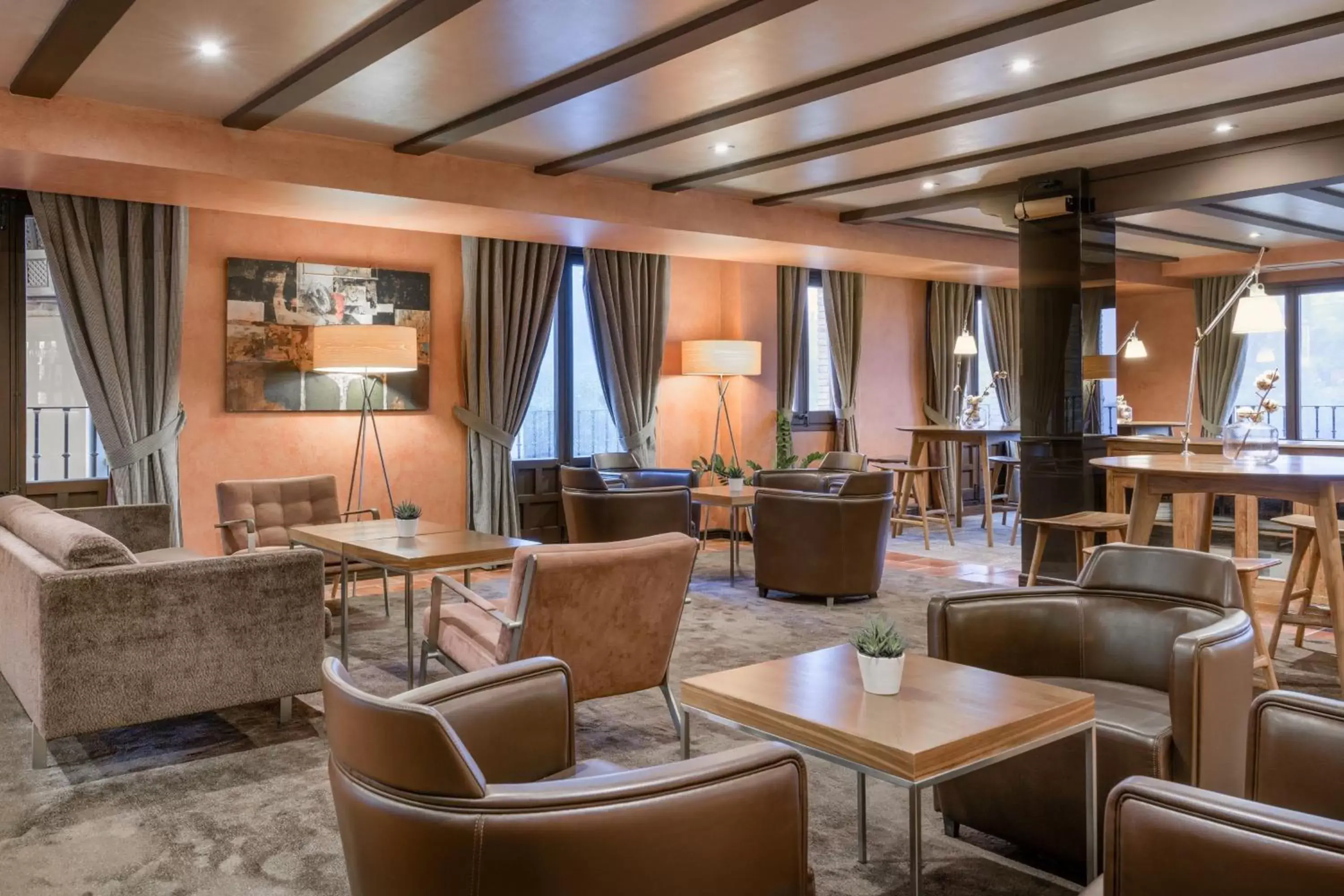 Lounge or bar, Lounge/Bar in AC Hotel Ciudad de Toledo by Marriott