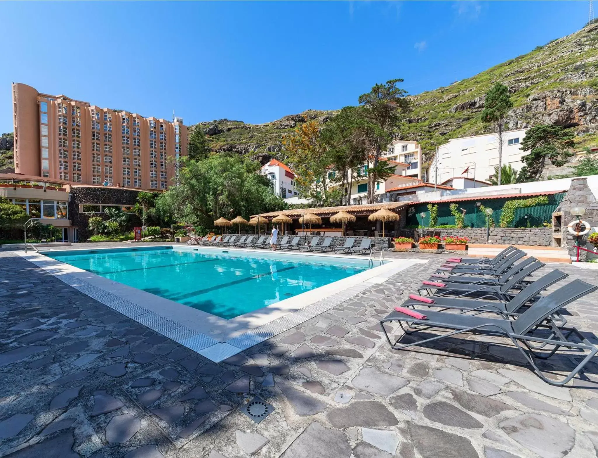 Mountain view, Swimming Pool in Dom Pedro Madeira