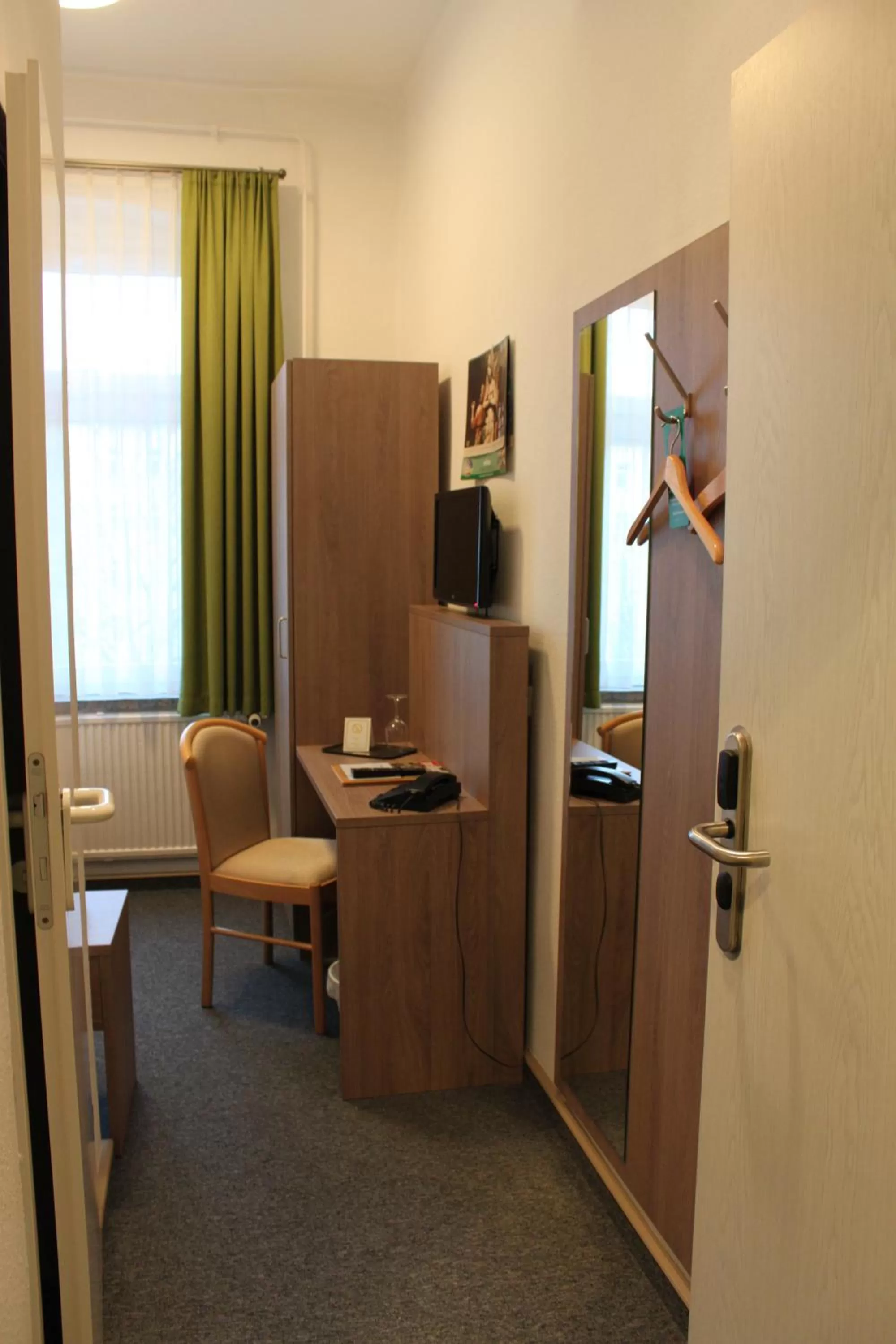 TV and multimedia in Hotel Sächsischer Hof