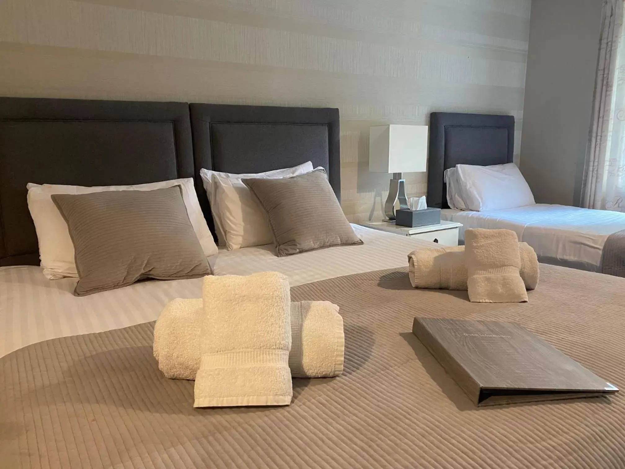 Bed in The Oaks Hotel Bed in The Oaks Hotel