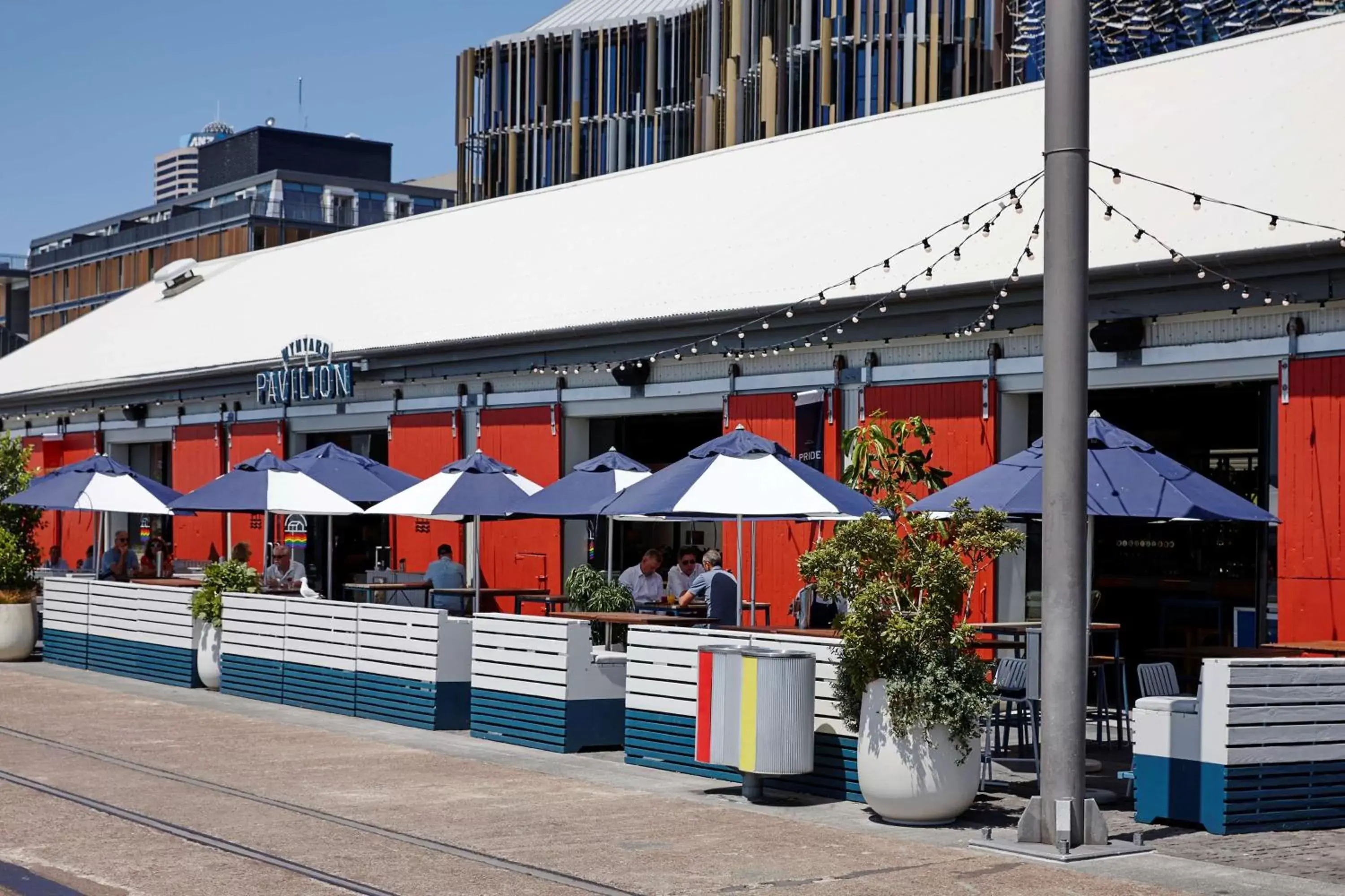 Photo of the whole room, Property Building in Travelodge Hotel Auckland Wynyard Quarter