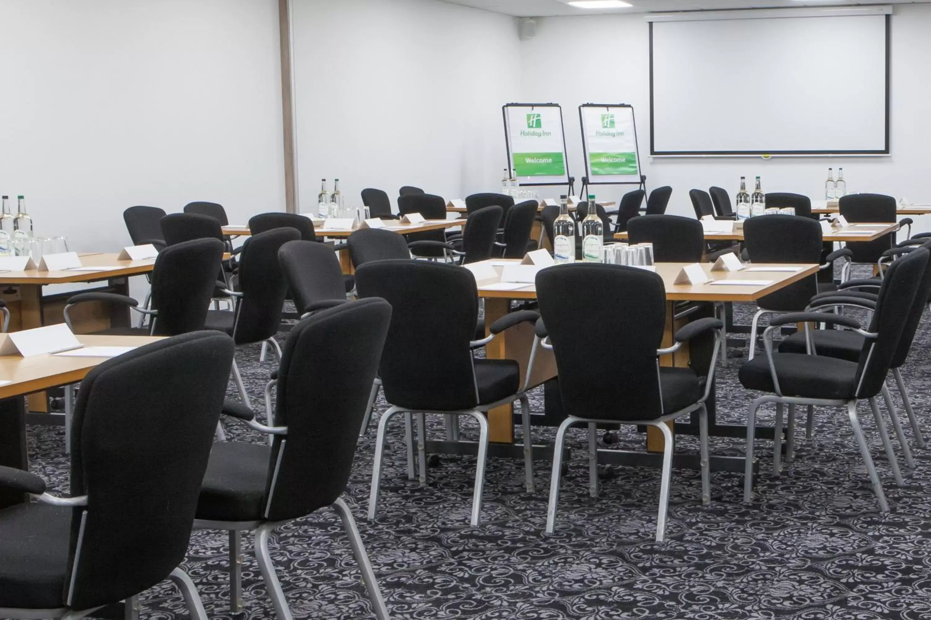 Meeting/conference room in Holiday Inn Corby Kettering A43, an IHG Hotel