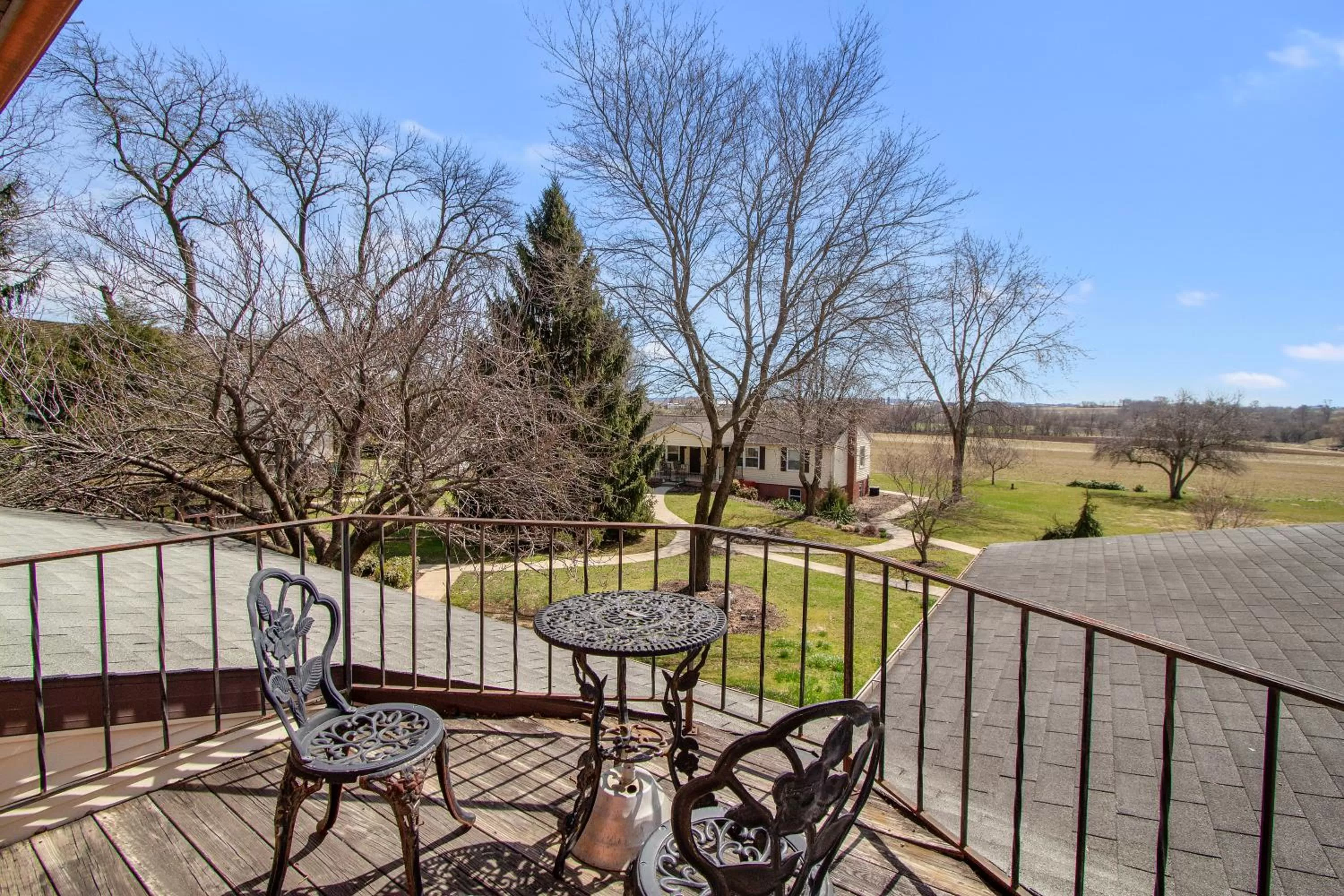 Garden view in After Eight Bed and Breakfast