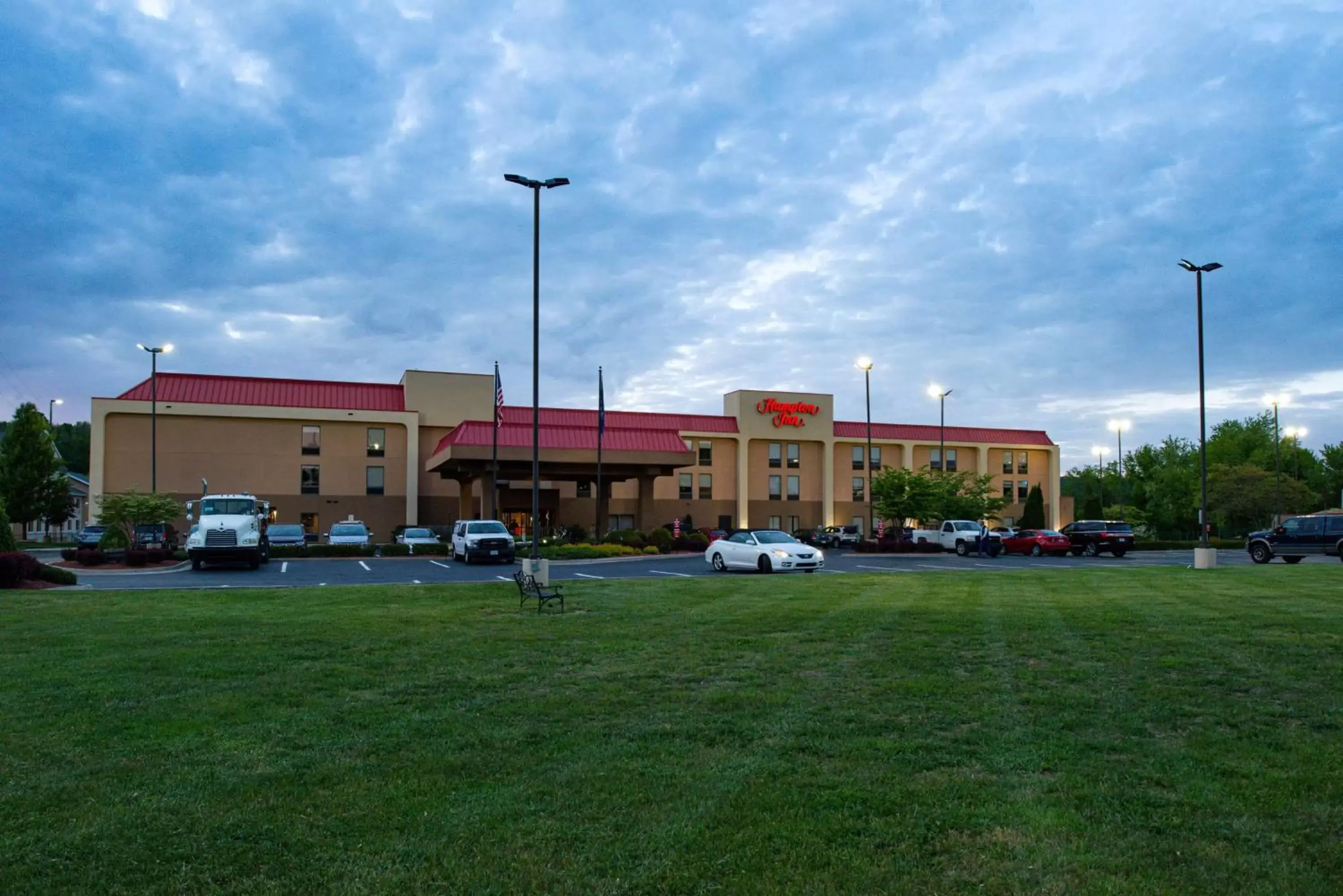 Property Building in Hampton Inn Wytheville