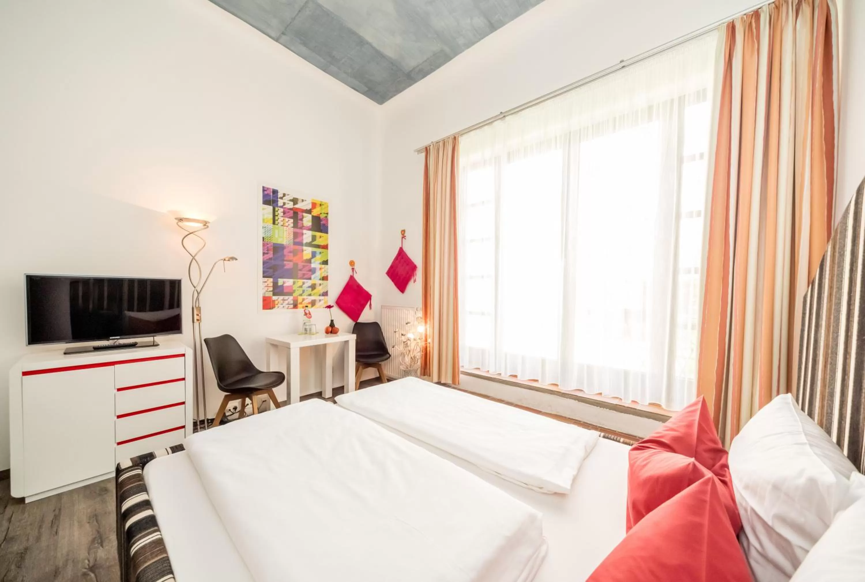 Bed in artHOTEL Magdeburg